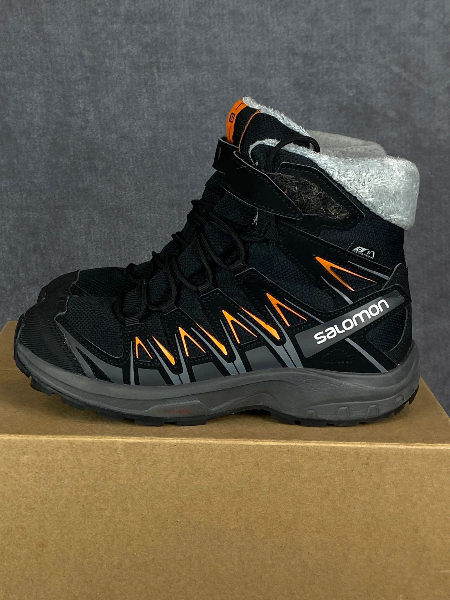 Salomon Salomon Black Orange Trekking Boots Size 36 Size US 5 / EU 37 - 2 Thumbnail