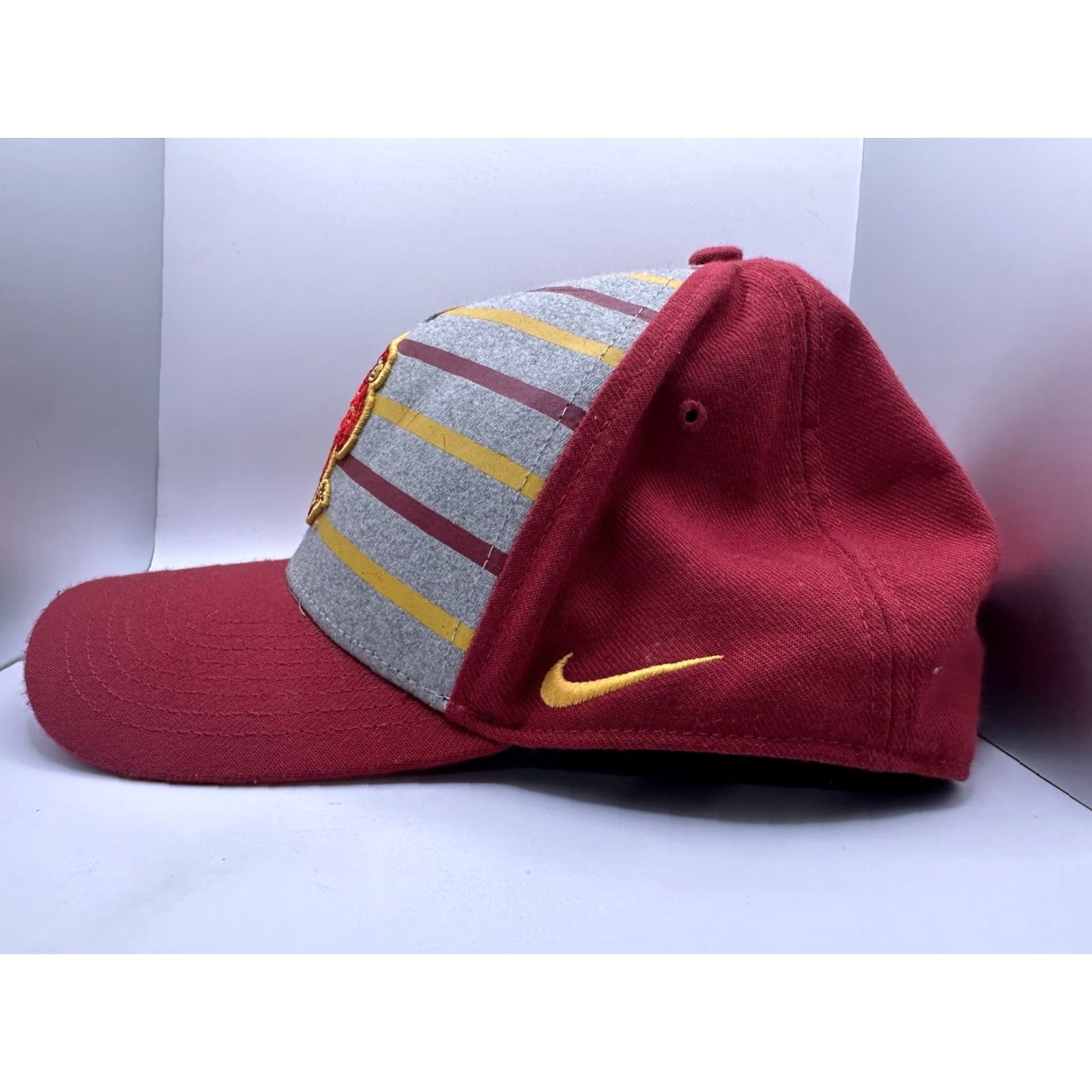 Nike VINTAGE NIKE IOWA STATE CYCLONES MENS CRIMSON RISE STRUCTURED SWOOSH FLEX HAT Size ONE SIZE - 2 Thumbnail