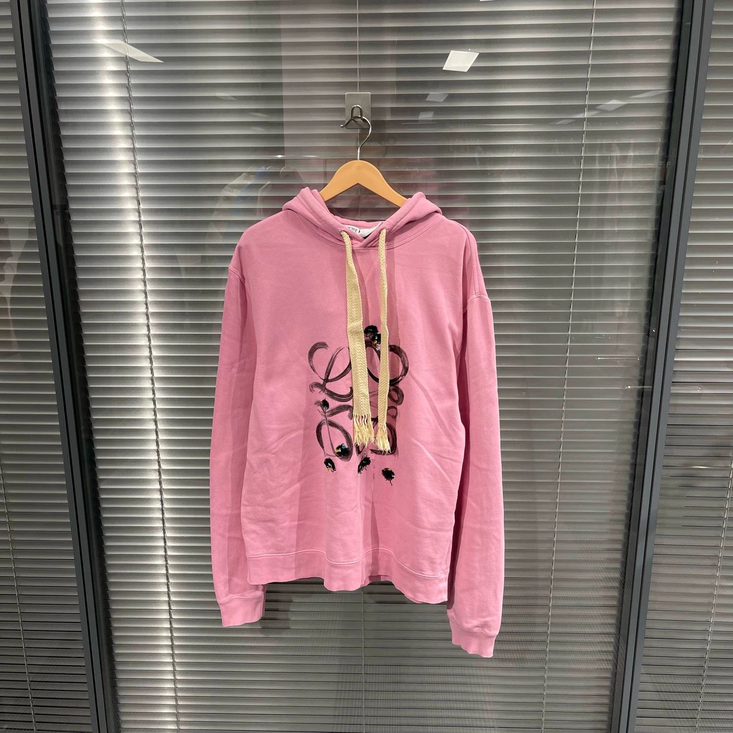 Loewe Loewe Spirited Away Pink Embroidered Soot Sprite Sweatshirt Size US L / EU 52-54 / 3 - 1 Thumbnail
