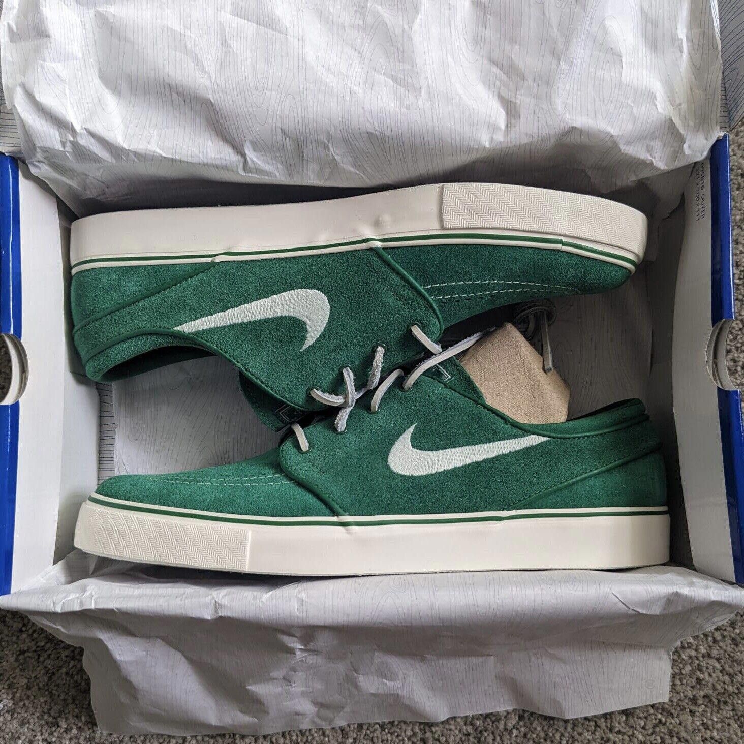Nike 2010 Nike SB ZOOM Stefan Janoski Pine Green 333824-300 Size US 10.5 / EU 43-44 - 1 Thumbnail
