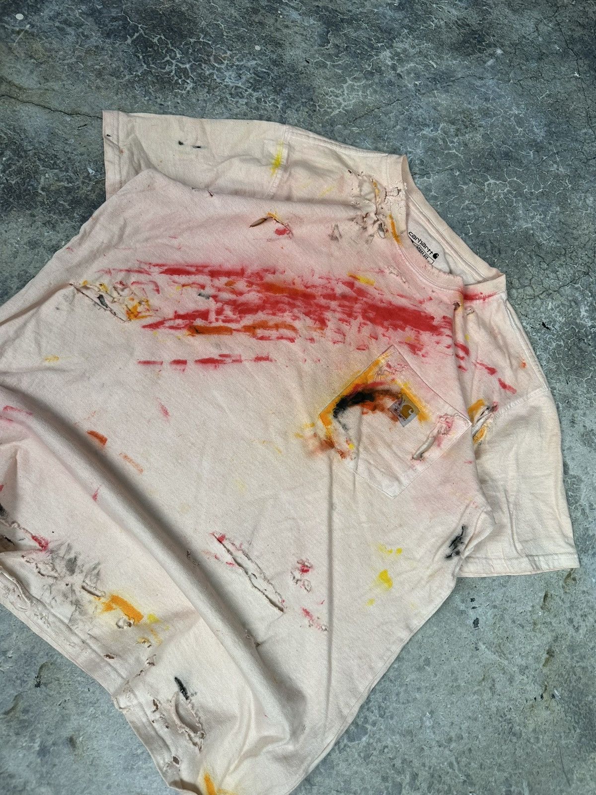 Carhartt × Vintage Vintage Thrashed and painted Carhartt Tee Size US L / EU 52-54 / 3 - 3 Thumbnail