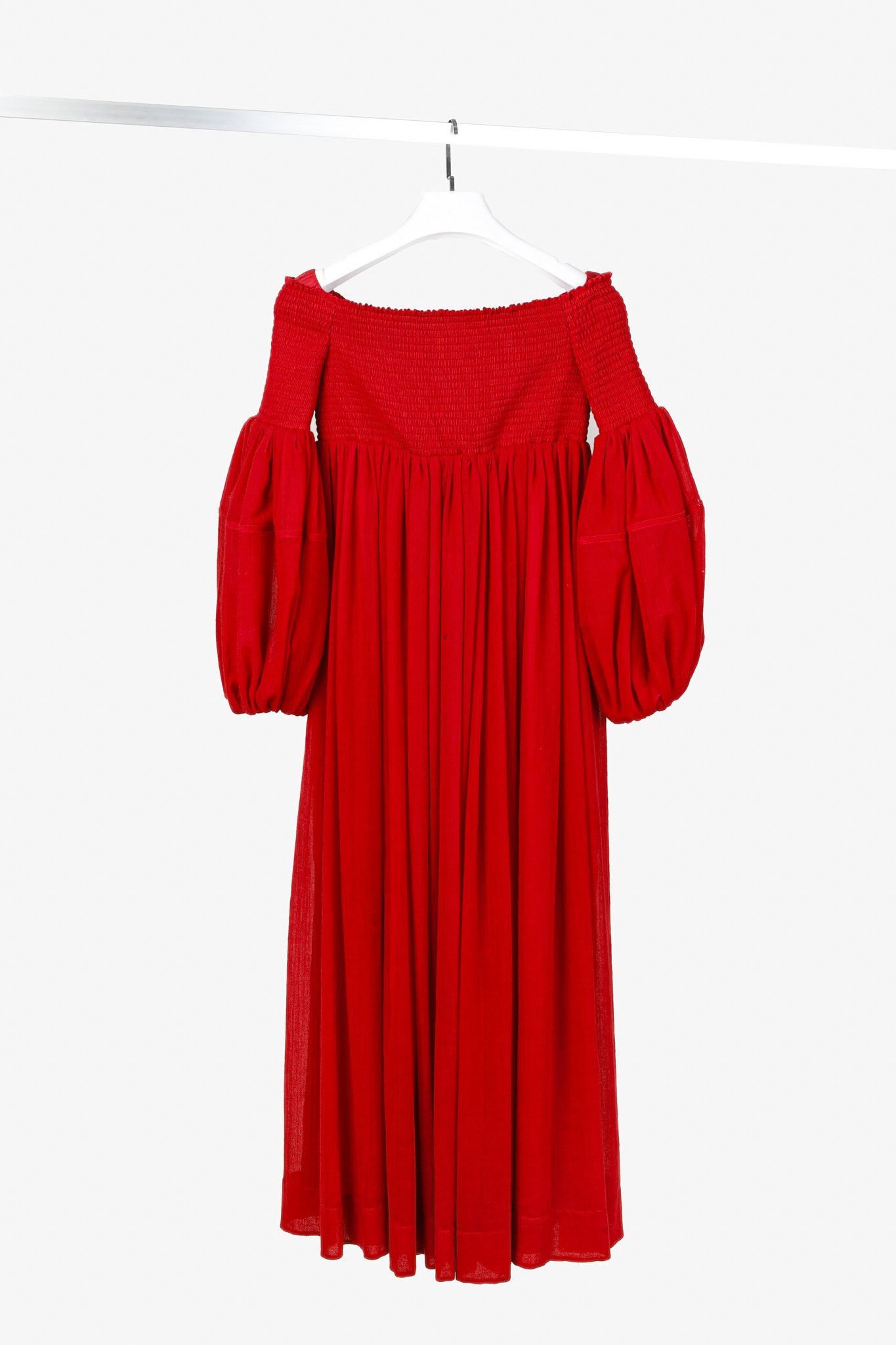 Chloe Chloe Red Crush Smocked Off-The-Shoulder Maxi Dress Size S / US 4 / IT 40 - 2 Thumbnail