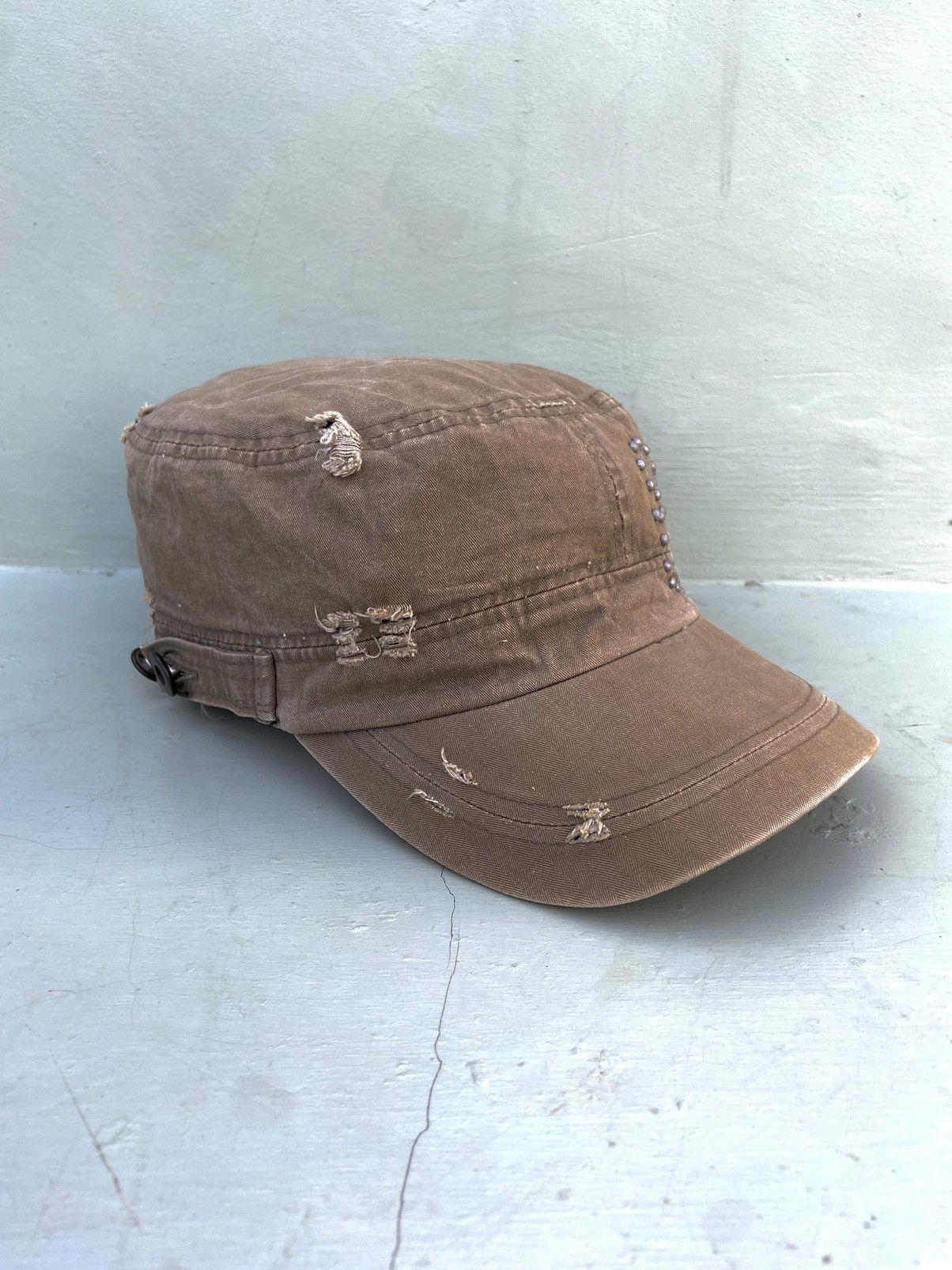 If Six Was Nine 2000s punk button studded ifsix was nine patrol hat Size ONE SIZE - 6 Thumbnail