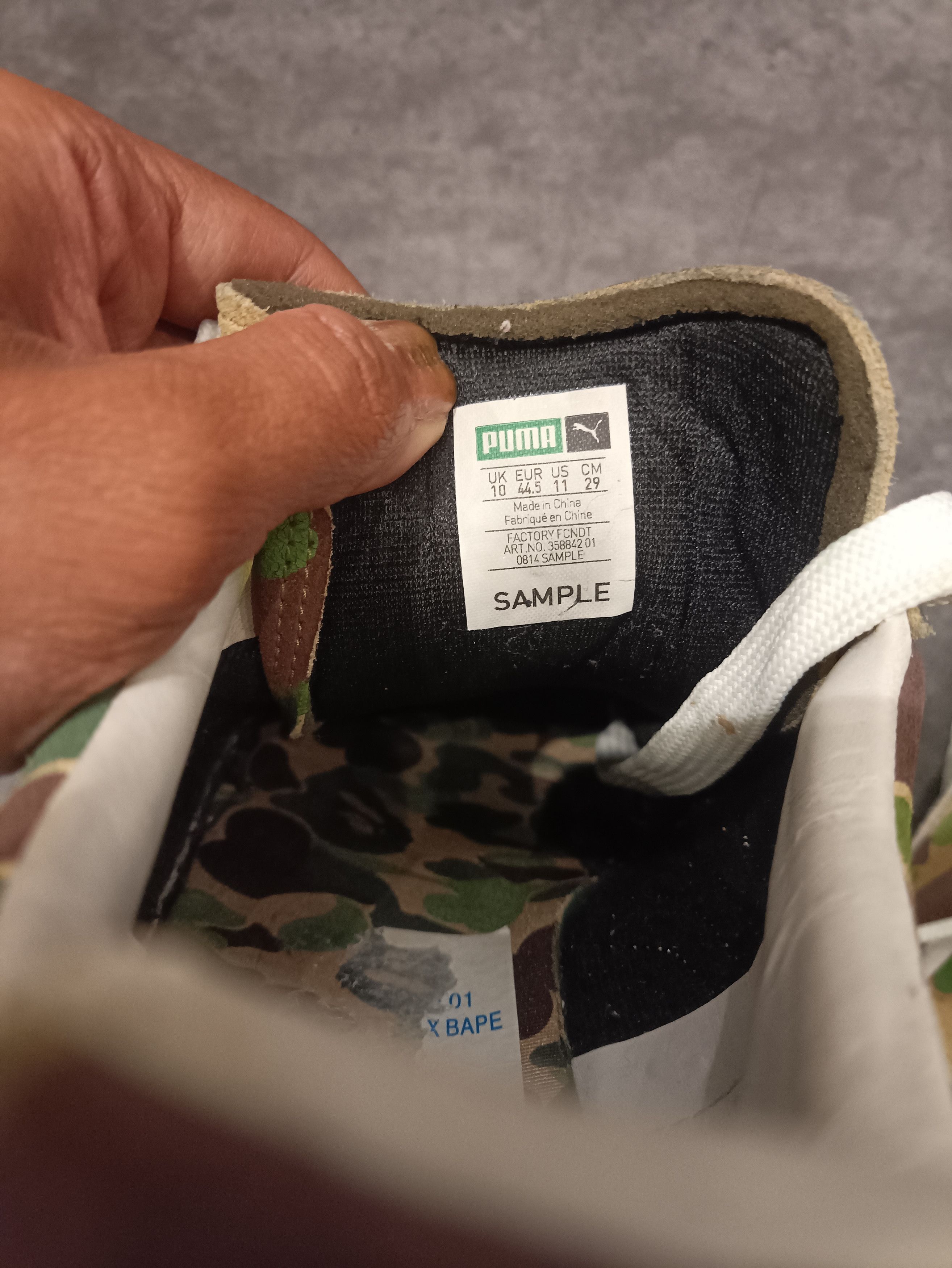 Bape × Puma Bape Puma Clyde Unreleased Sample Size US 11 / EU 44 - 7 Thumbnail