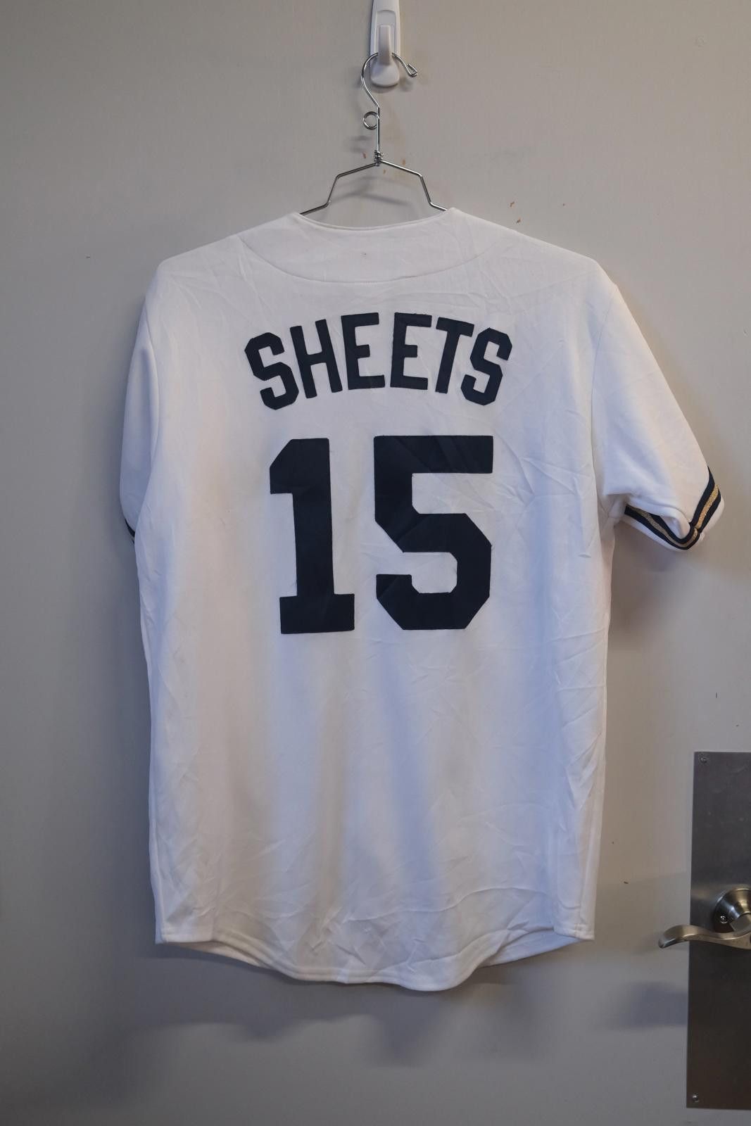 Majestic 00's Majestics Milwaukee Brewers Sheets #15 Baseball Jersey Size US M / EU 48-50 / 2 - 2 Thumbnail