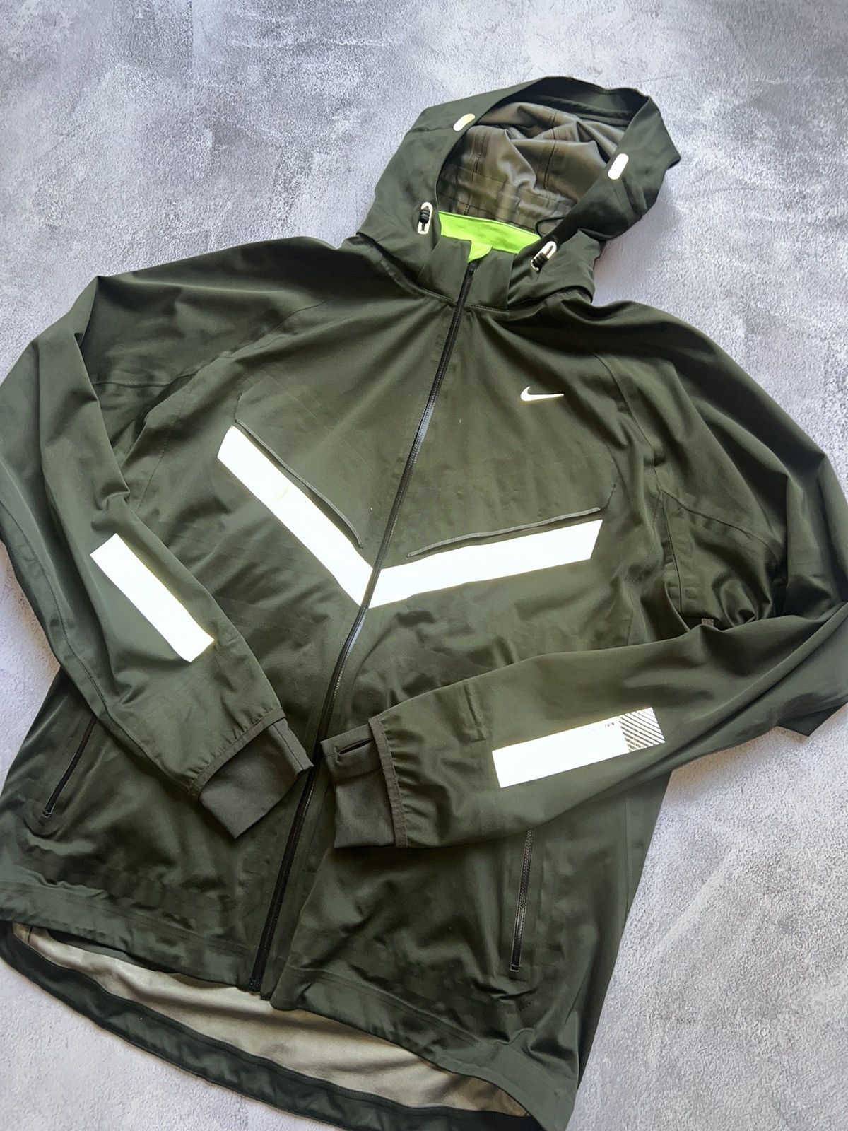 Nike × Vintage NIKE Storm Fit Reflective Hooded VAPOR 5 Running Jacket Size US L / EU 52-54 / 3 - 10 Thumbnail
