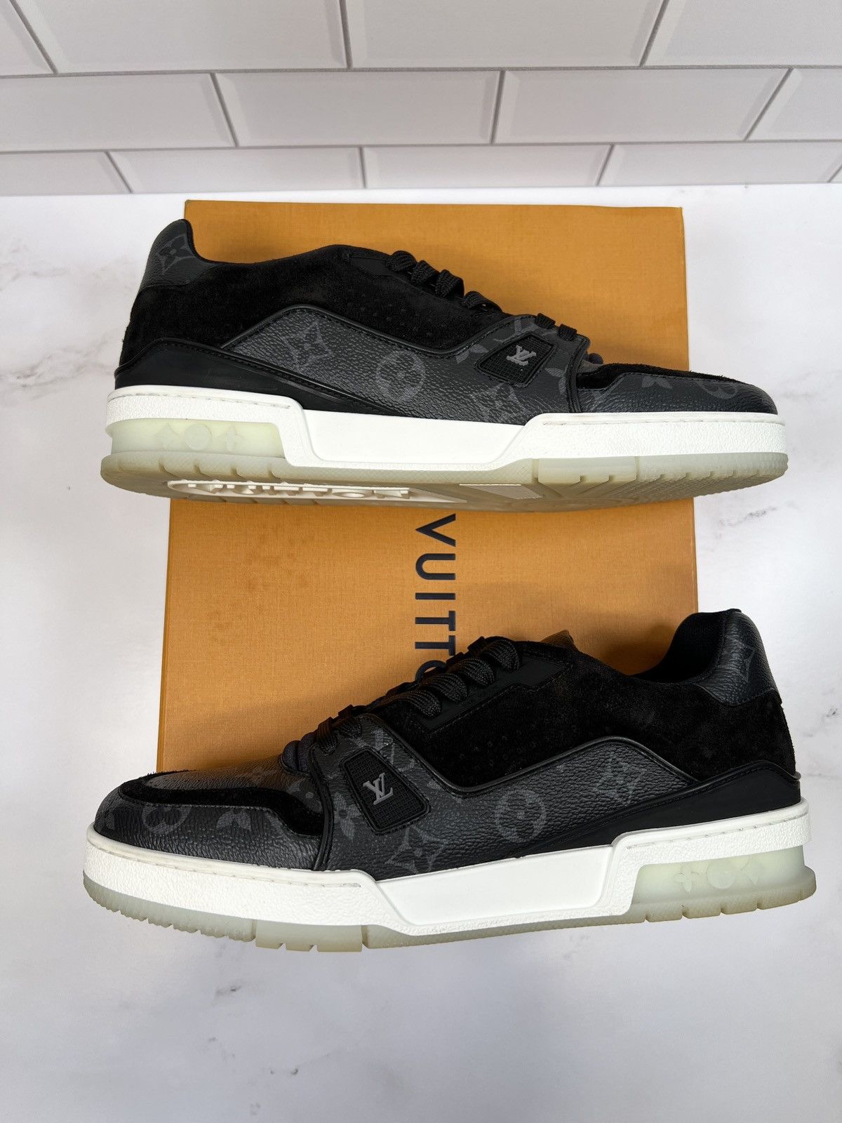Louis Vuitton LV Louis Vuitton Leather Suede Trainer Trainers Men Sneakers Size US 8.5 / EU 41-42 - 4 Thumbnail