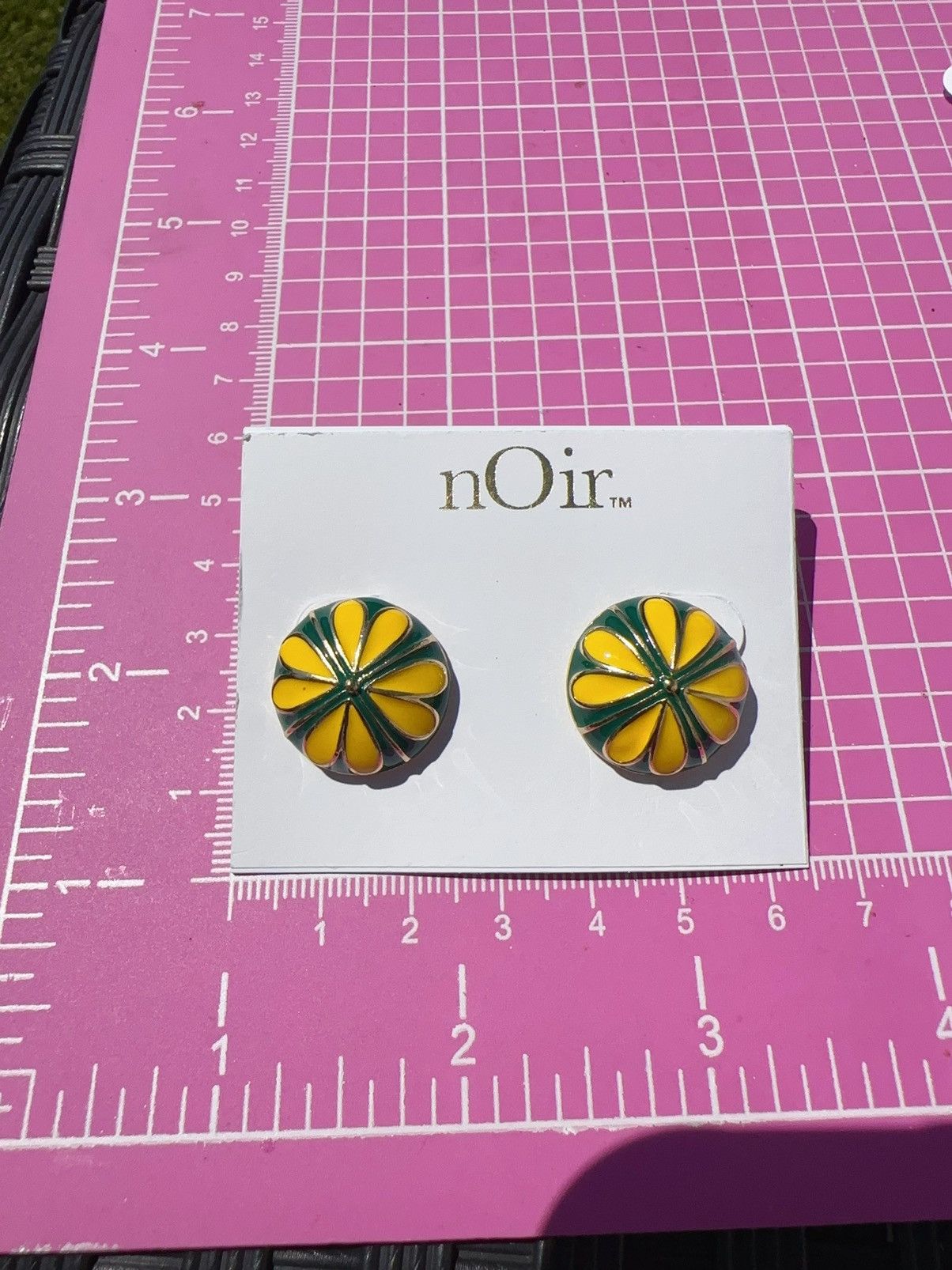 Designer Noir green yellow luck you 🍀 half ball gold tone studs Size ONE SIZE - 3 Thumbnail