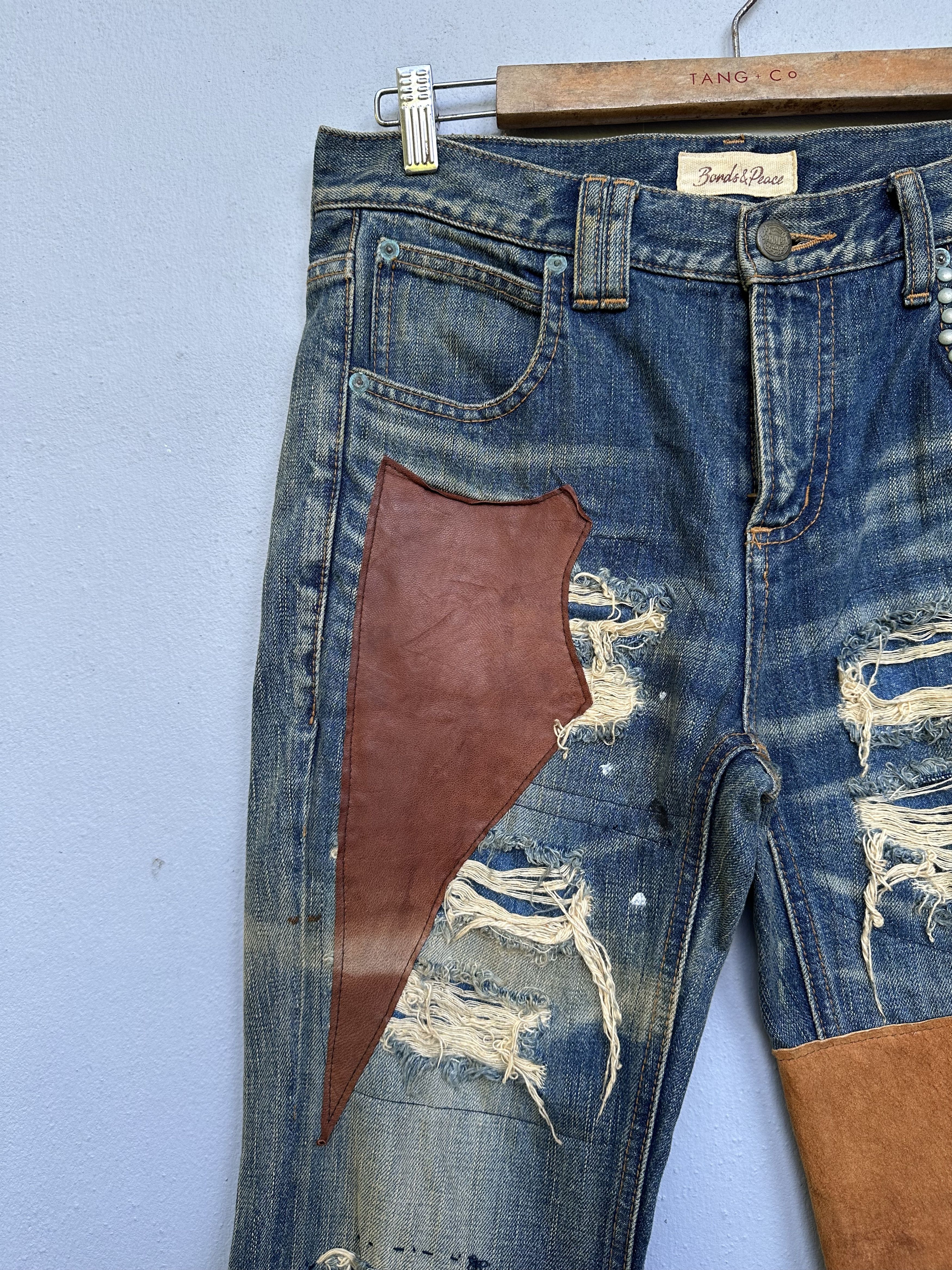 Japanese Brand Vtg Japanese Brand Bonds & Peace Rips Patchwork Denim Jeans Size US 31 - 10 Thumbnail