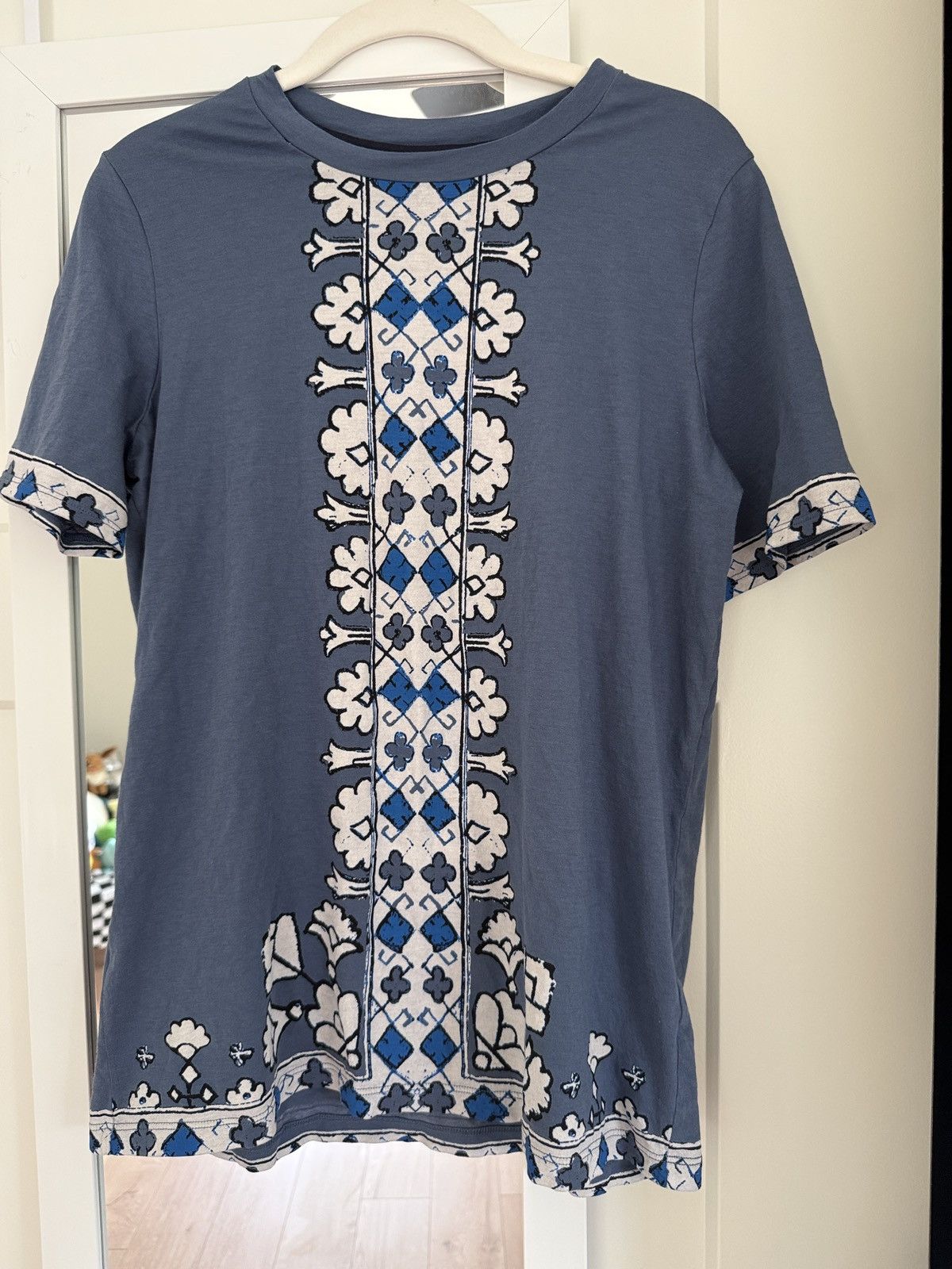 Tory Burch Tory Burch Blue Embroidered-Style Patterned Tee Size Medium Size M / US 6-8 / IT 42-44 - 1 Thumbnail
