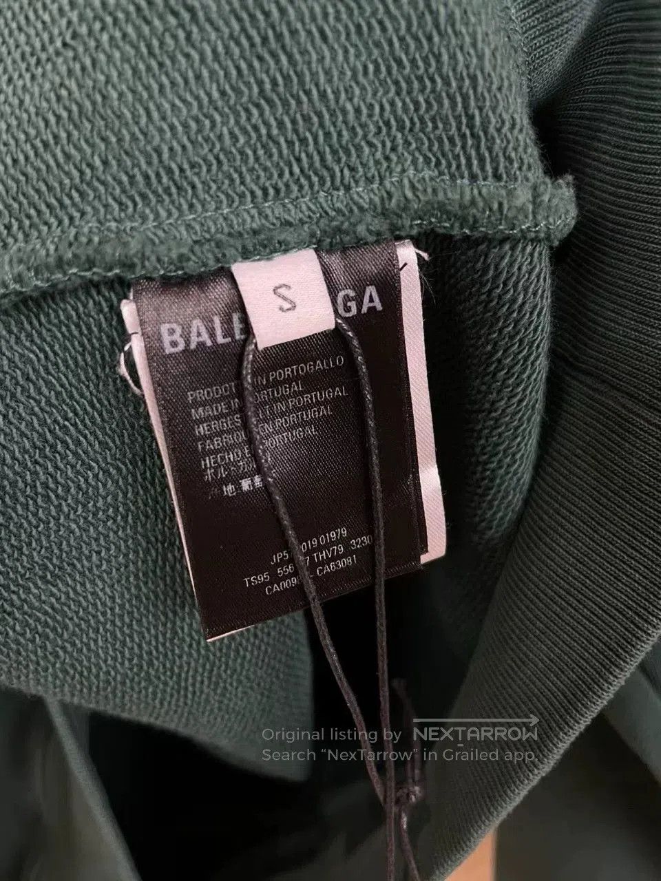 Balenciaga Balenciaga Green Back Logo Sweatshirt. Size US S / EU 44-46 / 1 - 5 Thumbnail