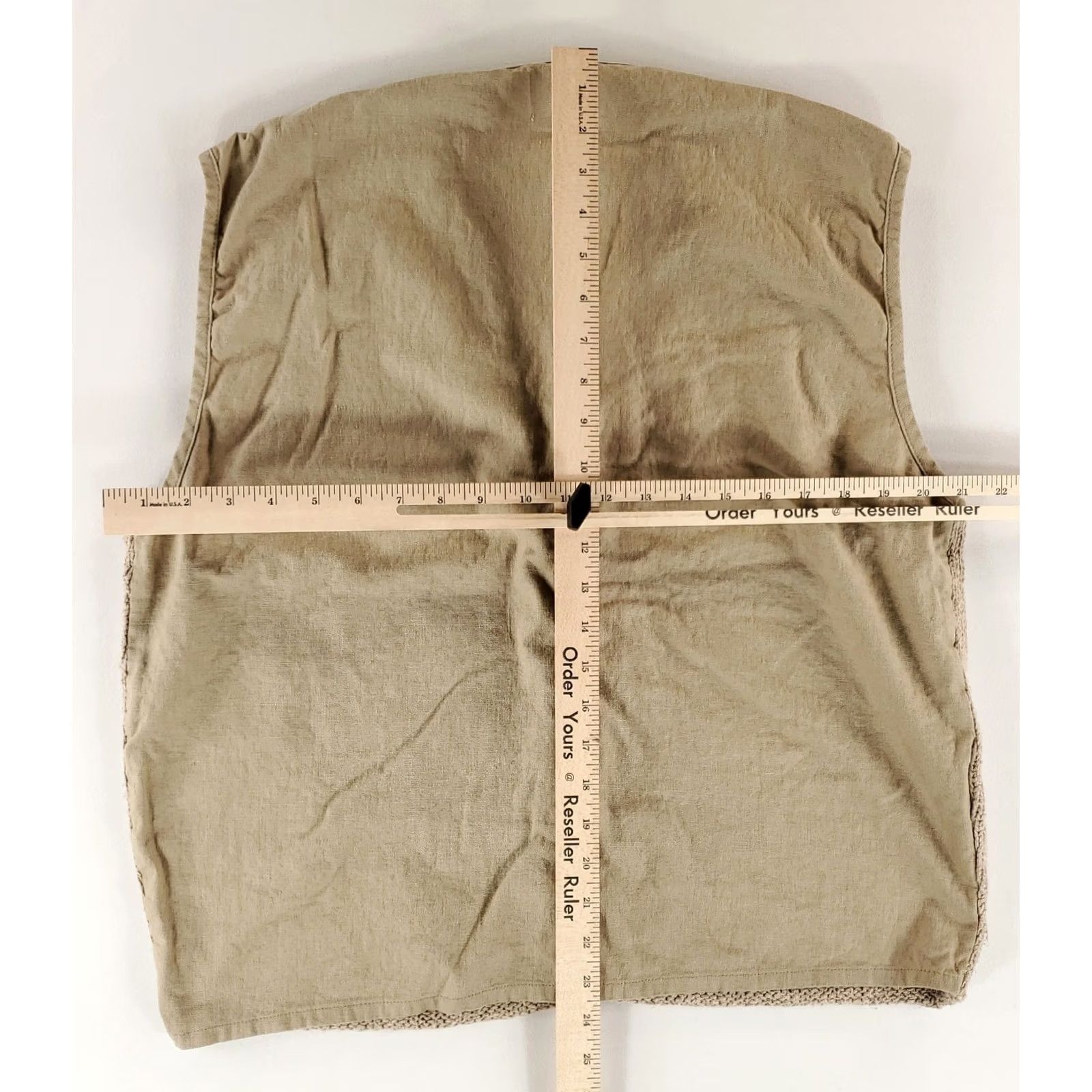 Gap GAP Cardigan Vest Linen Cotton Blend Tan Mens L Vest Mens L Tan Linen Cotton Blend Cardigan Vest GAP Clothing Men L Tan Size US L / EU 52-54 / 3 - 6 Thumbnail