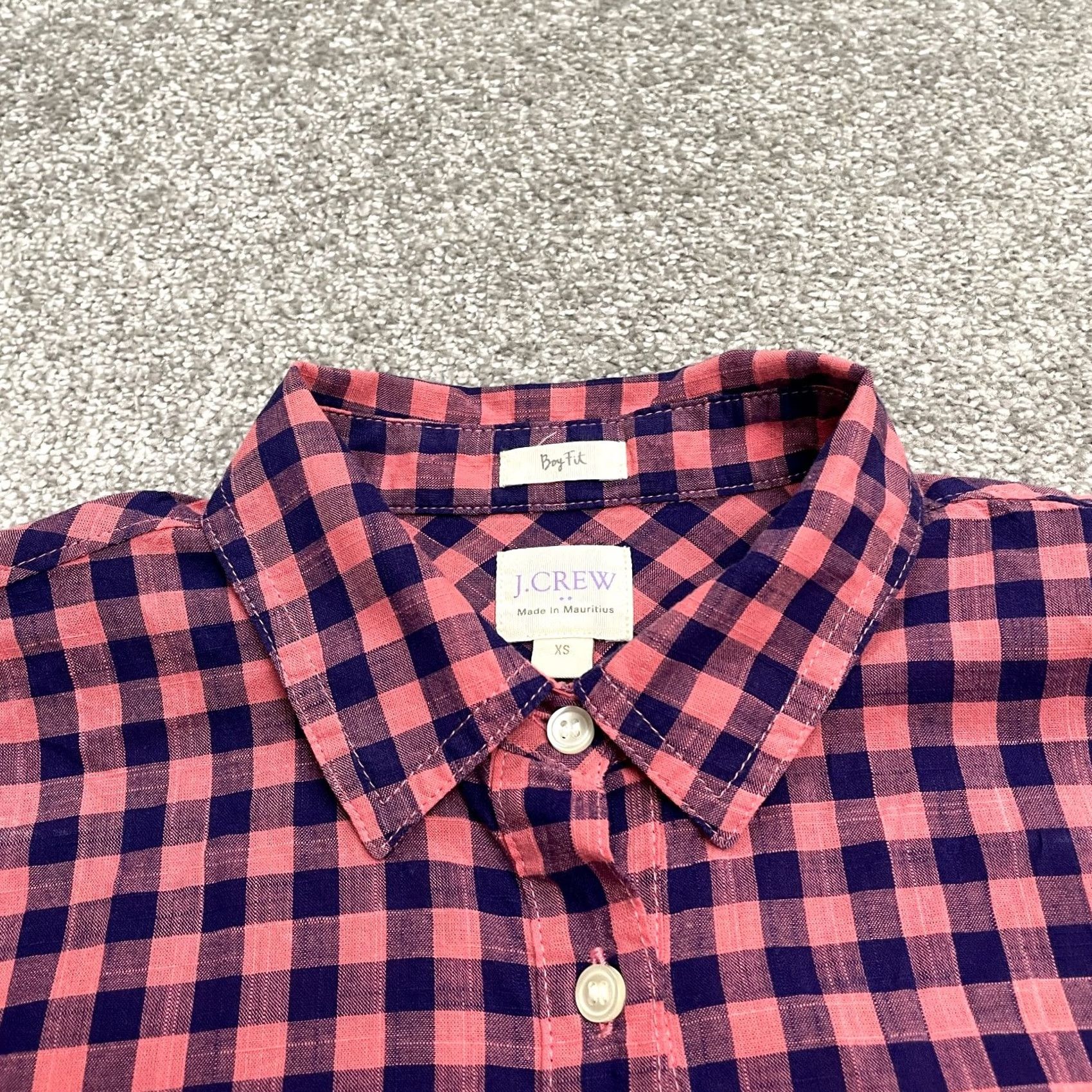 J.Crew VINTAGE? No. J.Crew Boy Fit Gauze Shirt Womens XS Pink Blue Plaid Button Down Cotton Casual Size XS / US 0-2 / IT 36-38 - 4 Thumbnail