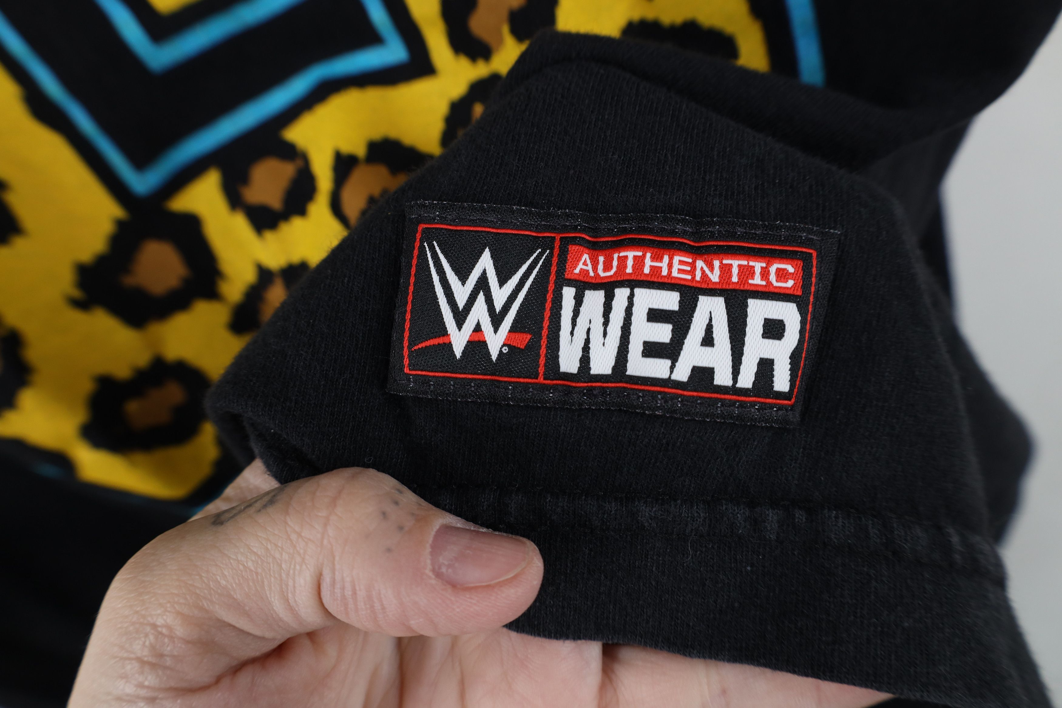Vintage Vintage WWE Enzo and Big Cass Wrestling T-Shirt Black Size US L / EU 52-54 / 3 - 4 Thumbnail