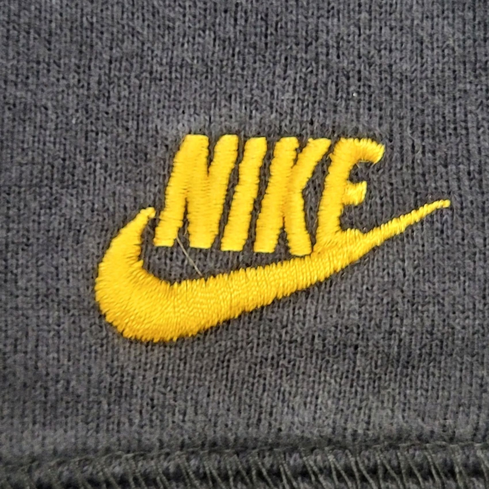 Nike NIKE Livestrong Zip Hoodie Teens XL Black Size US XL / EU 56 / 4 - 5 Thumbnail
