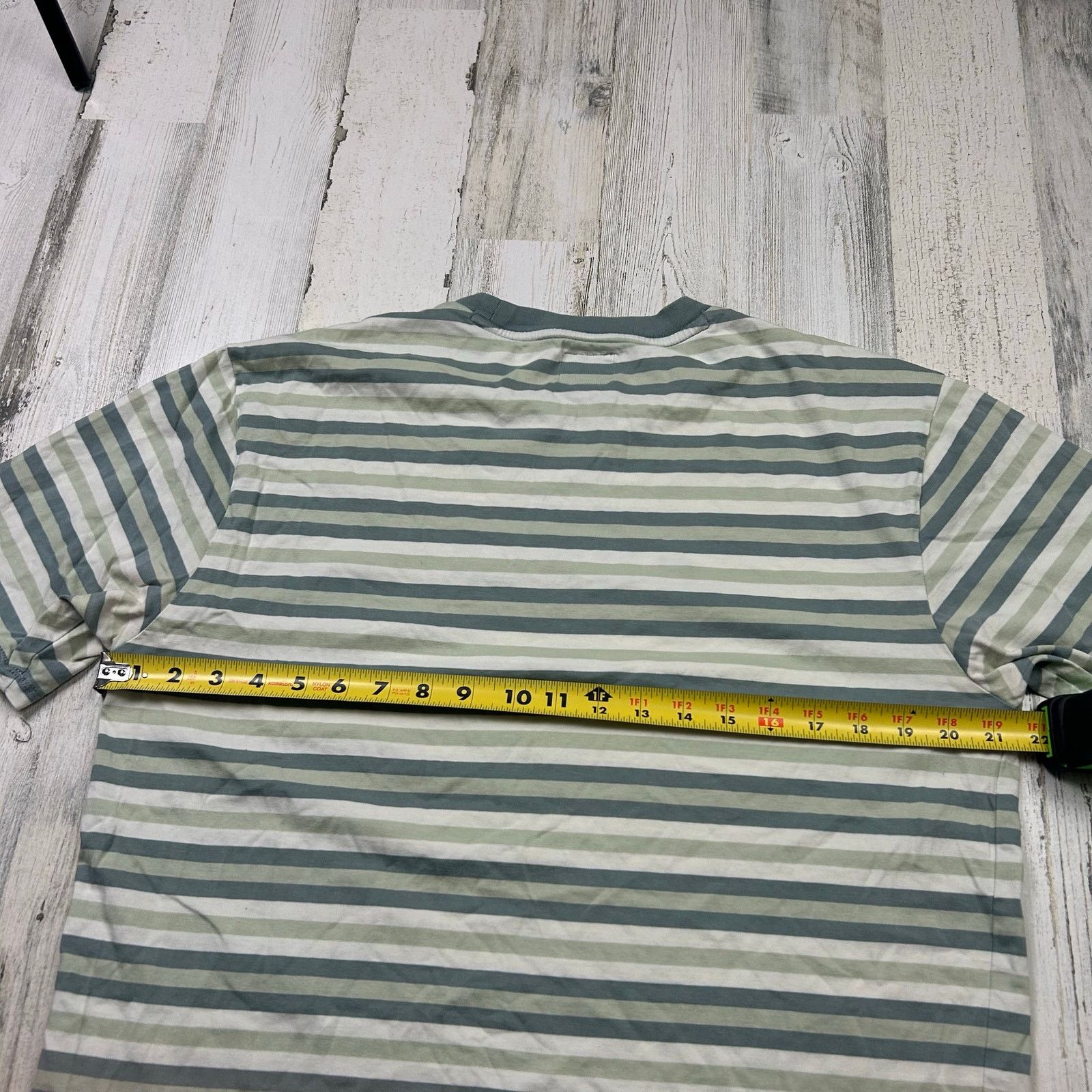 Guess Men’s GUESS Spell Out Short Sleeve Striped T-Shirt Small Size US S / EU 44-46 / 1 - 7 Thumbnail