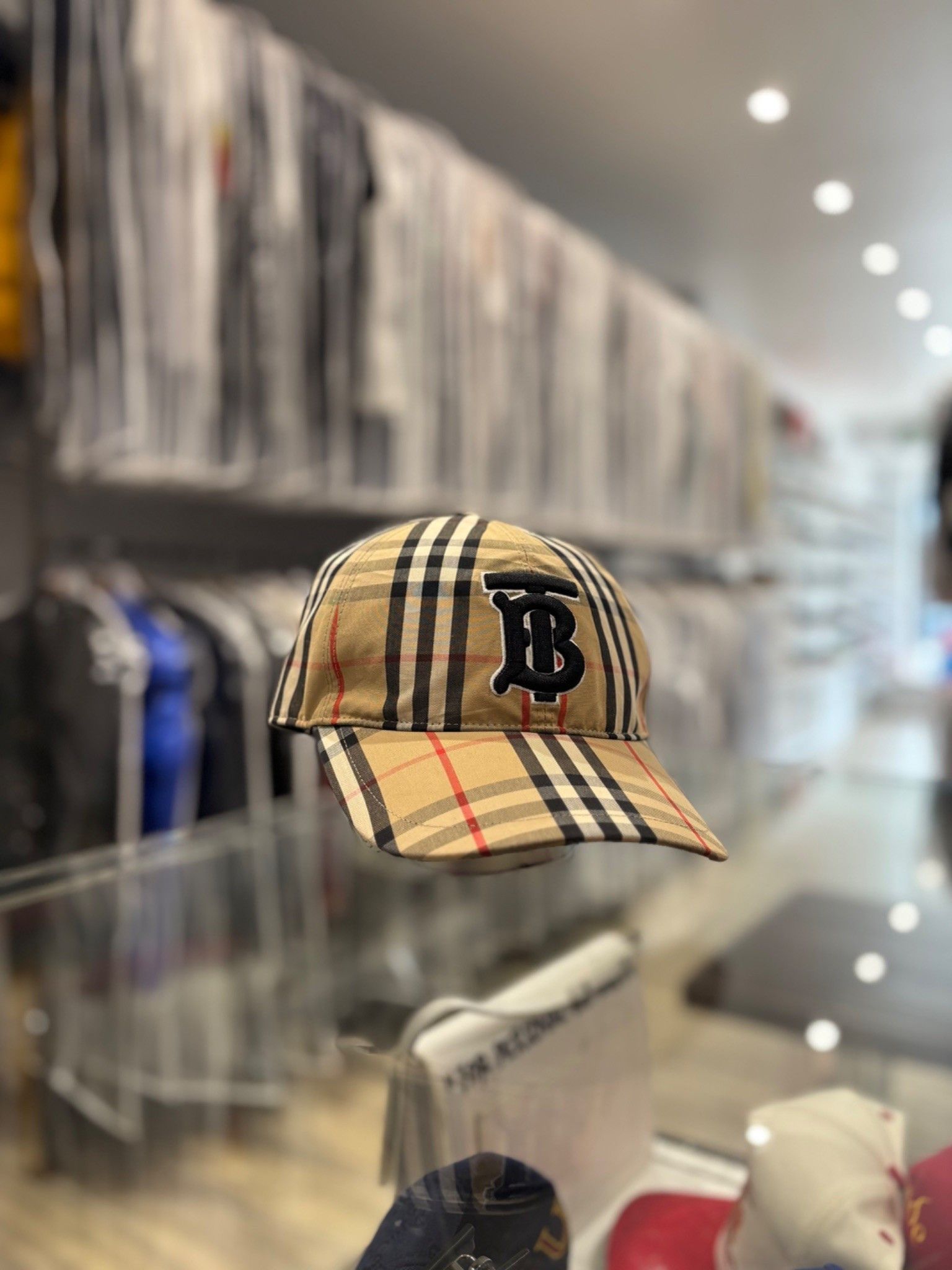 Burberry Burberry TB Logo Check Cap Size ONE SIZE - 1 Thumbnail