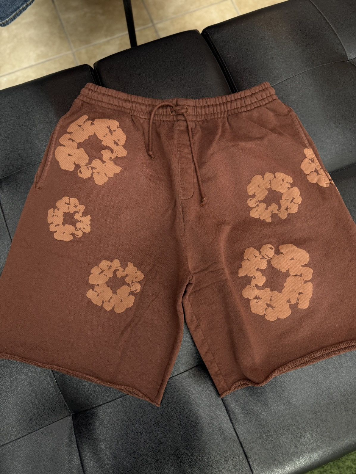 Denim Tears Cotton Wreath 2025 Shorts Brown L (NEW)