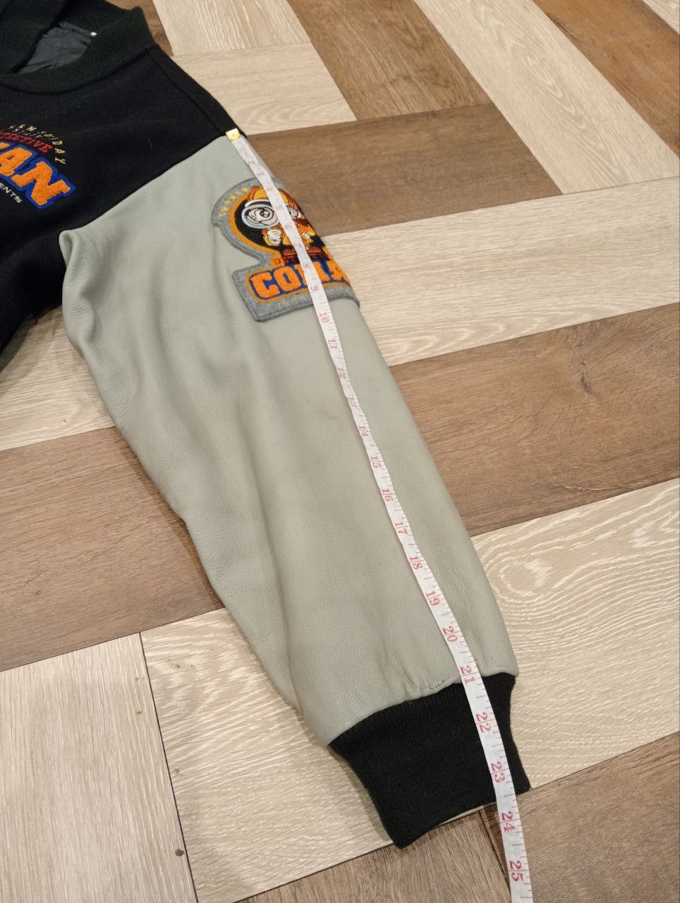 Japanese Brand DETECTIVE CONAN 14TH LIMITED STADIUM JACKET Size US L / EU 52-54 / 3 - 24 Thumbnail