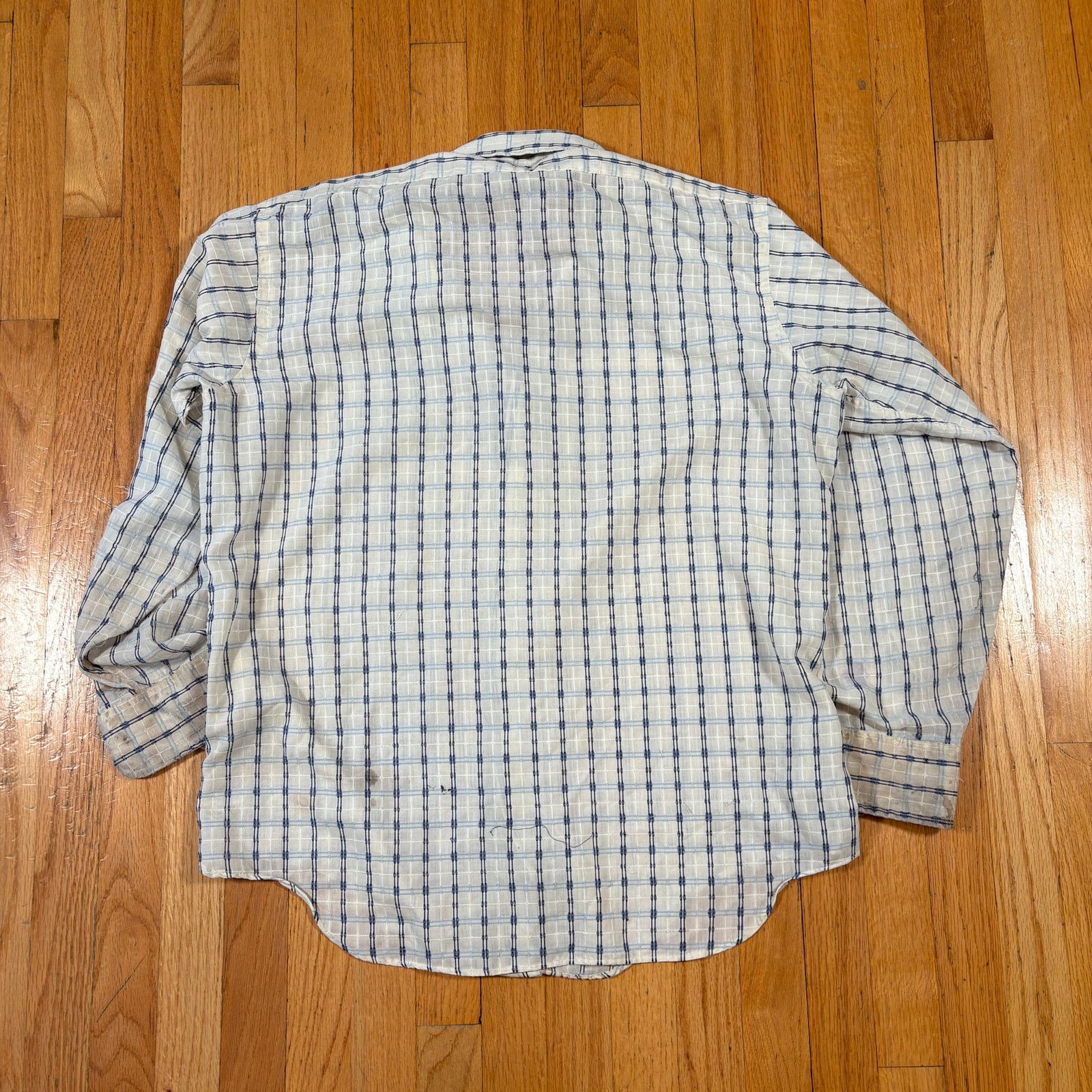 Vintage Vintage 60/70s Thrashed Plaid Farm Button Down Size US XL / EU 56 / 4 - 5 Thumbnail