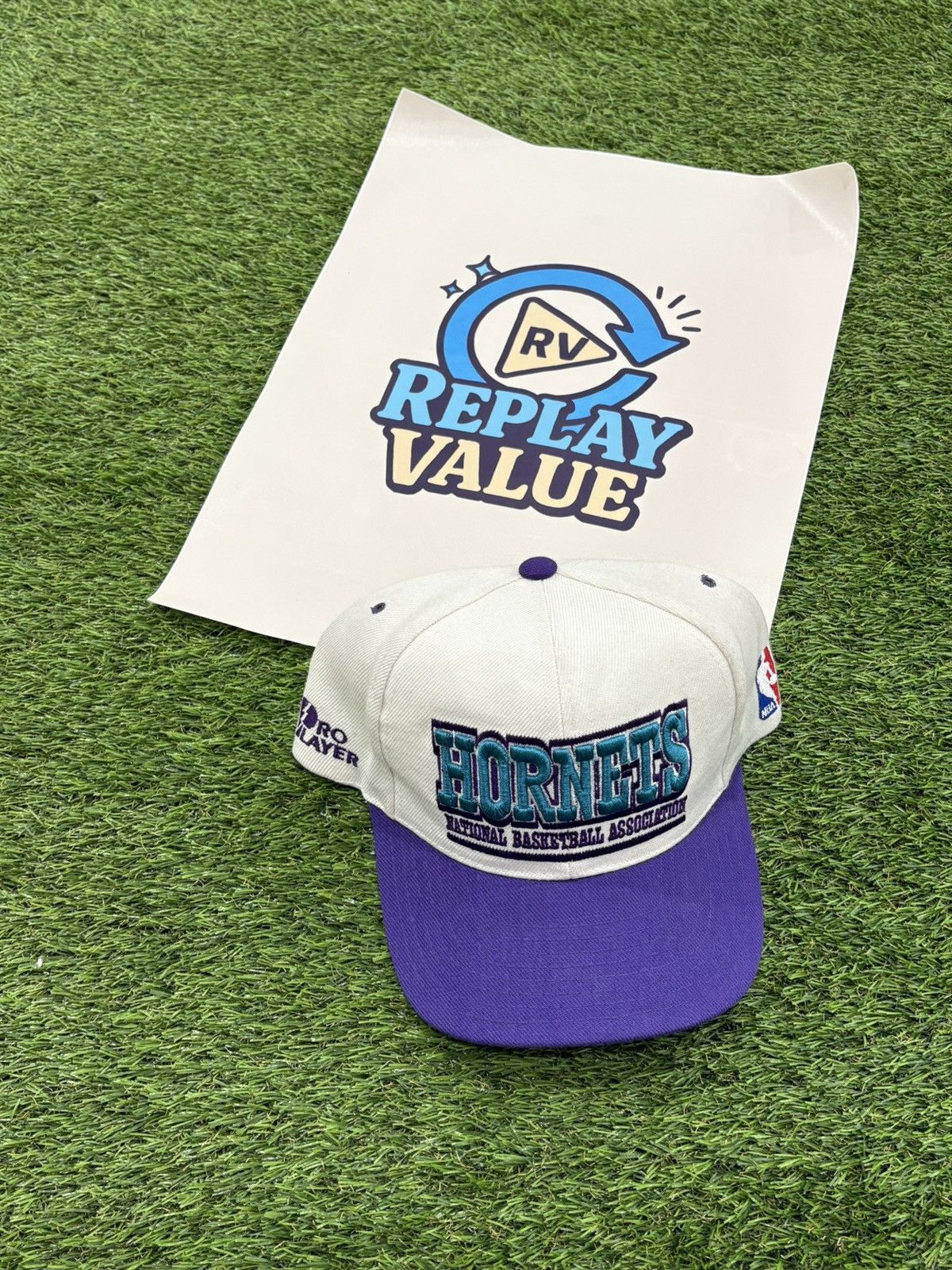 Pro Player VINTAGE RARE CHARLOTTE HORNETS PRO PLAYER SNAPBACK Size ONE SIZE - 1 Thumbnail