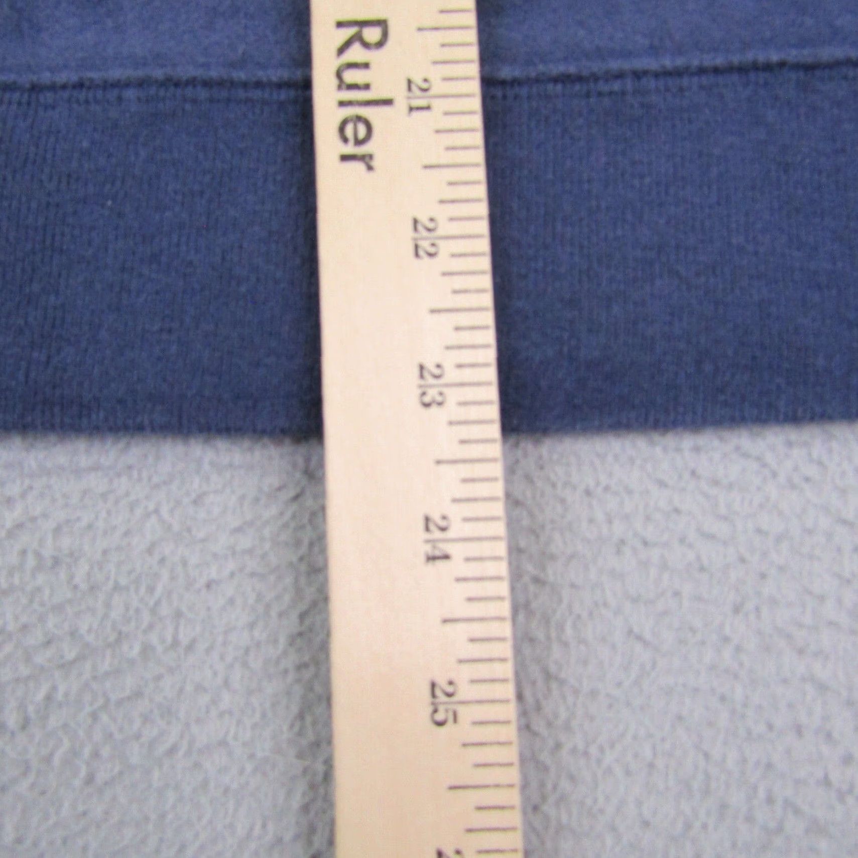 Champion Champion Sweatshirt Womens XL Blue Reverse Weave Crewneck Pullover Sweatshirt Blue XL Women’s Champion Crew Neck Pullover Weave Cold? (Oops) Size XL / US 12-14 / IT 48-50 - 6 Thumbnail
