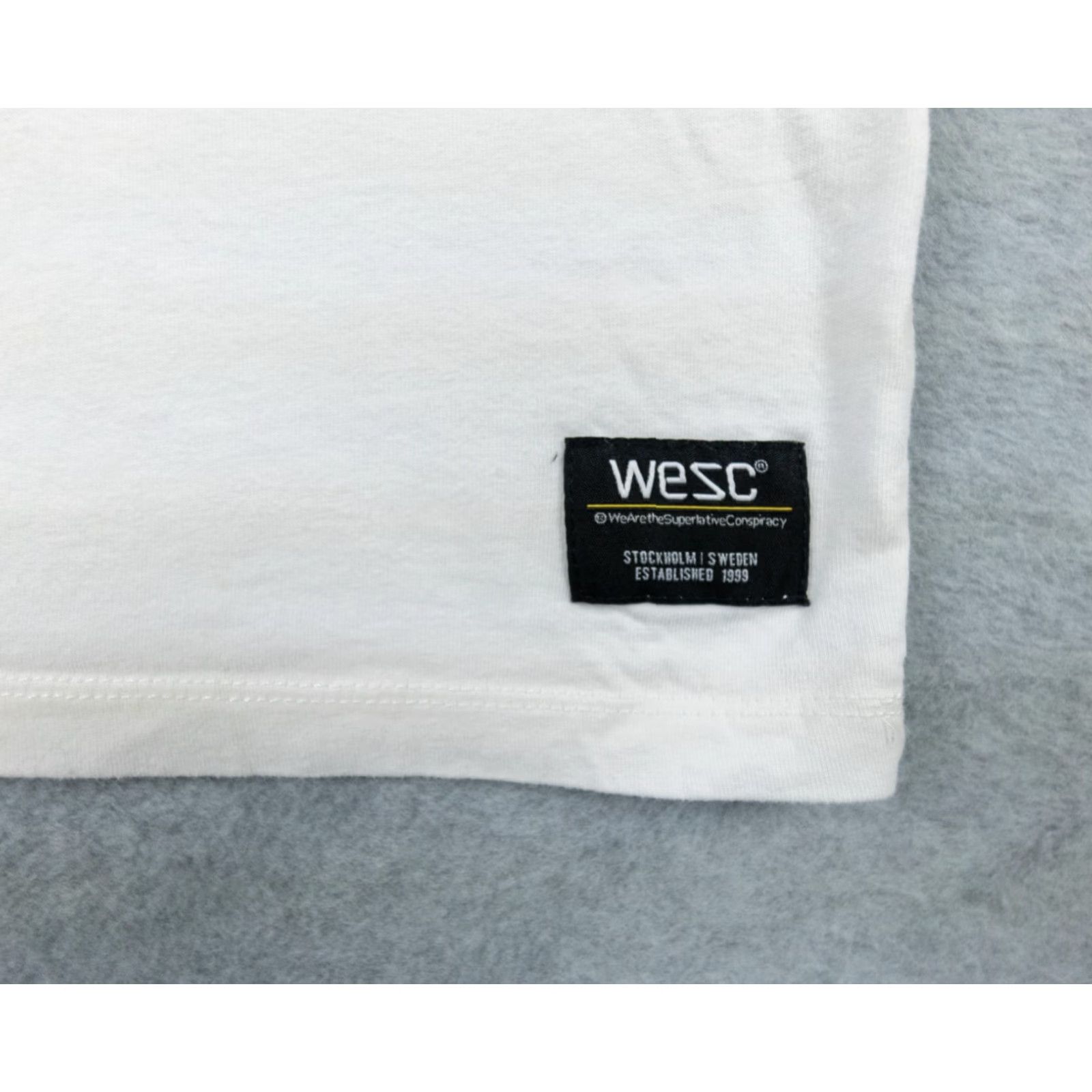WeSC WeSC Men's Graphic T-Shirt Adult Large White Short Sleeve Casual Surf Logo Size US L / EU 52-54 / 3 - 3 Thumbnail