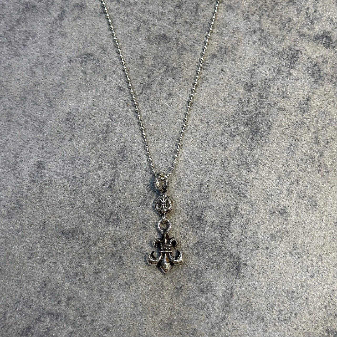 Chrome Hearts Chrome Hearts One Ball BS Fleur Silver Necklace Size ONE SIZE - 2 Thumbnail