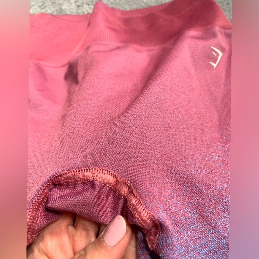 Gymshark **Gymshark Blue Pink Biker Shorts** User: **Gymshark Blue Biker Shorts** Pink Regular Size S Size 28" / US 6 / IT 42 - 4 Thumbnail