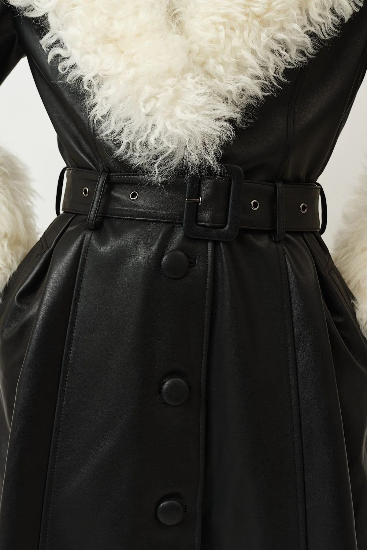 Saks Potts o1s22i1n0924 Foxy Leather Shearling Long Coat in Black Size L / US 10 / IT 46 - 7 Thumbnail