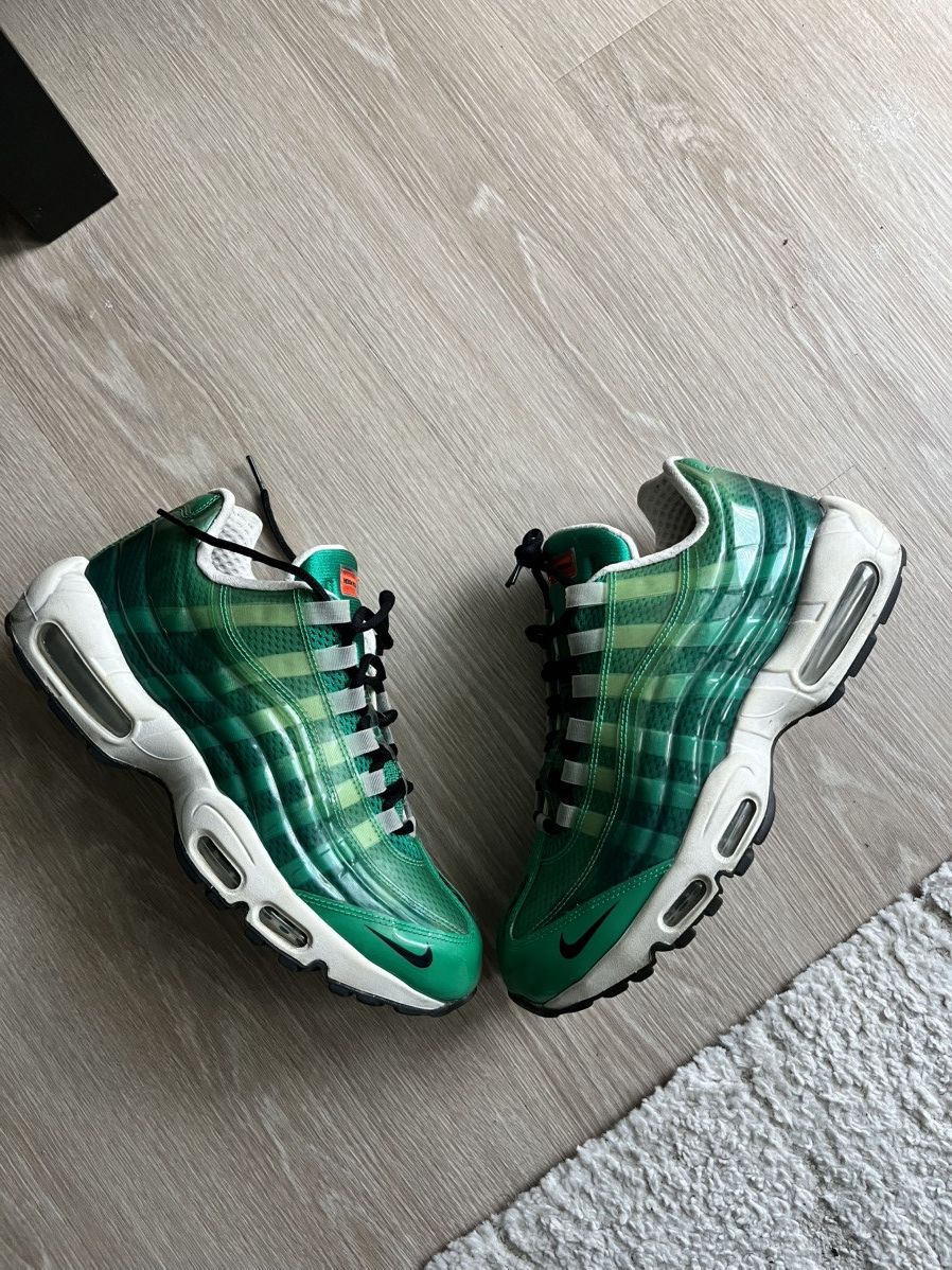 NIKE AIR MAX 95  heron preston 27 新品未使用 NIKE BY YOU × HERON PRESTON AIR MAX 95 BLACK/PINK 27㎝ 38380