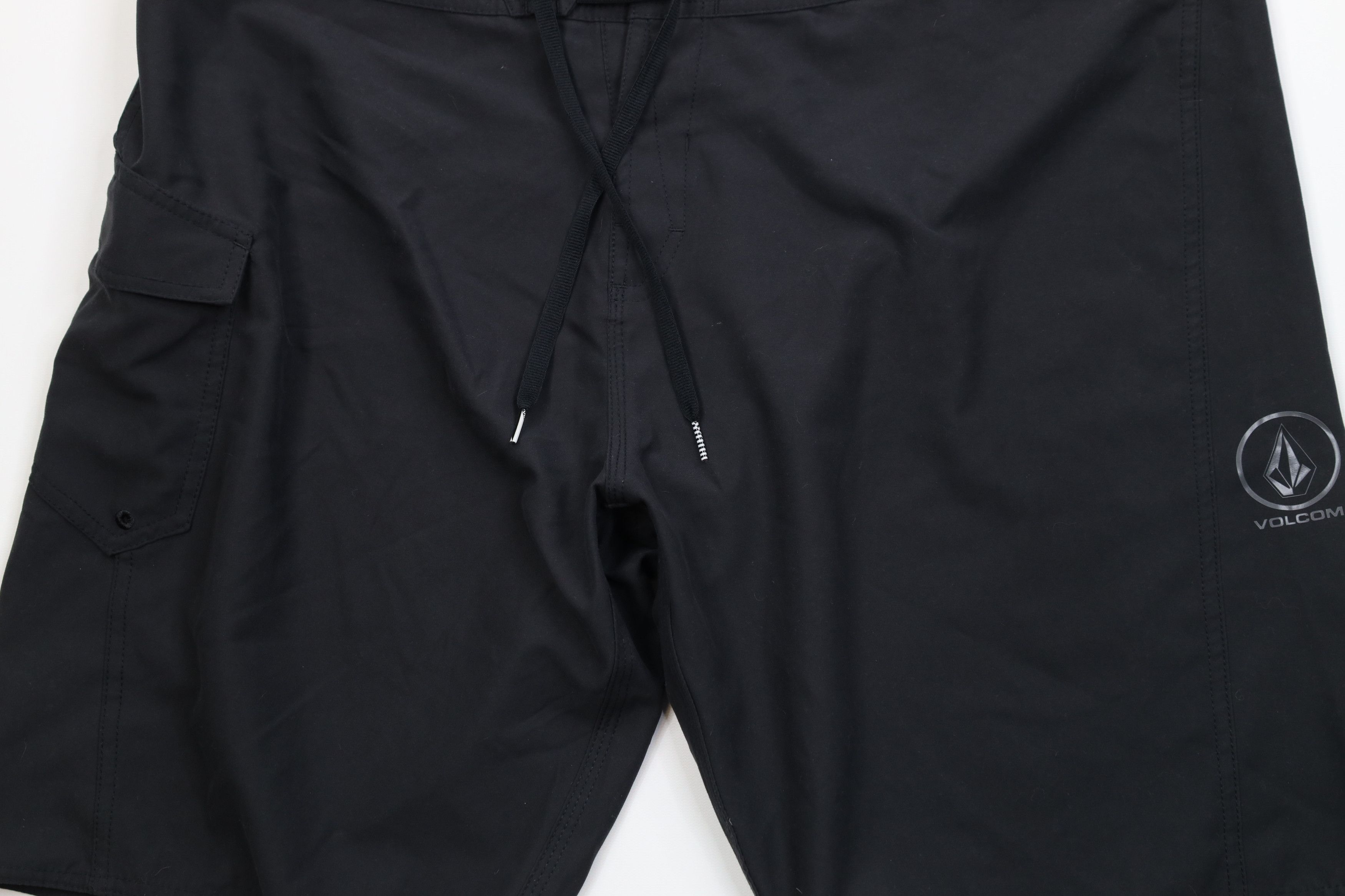Volcom Vintage Y2K Volcom Surfing Spell Beach Board Shorts Black Size US 42 / EU 58 - 3 Thumbnail