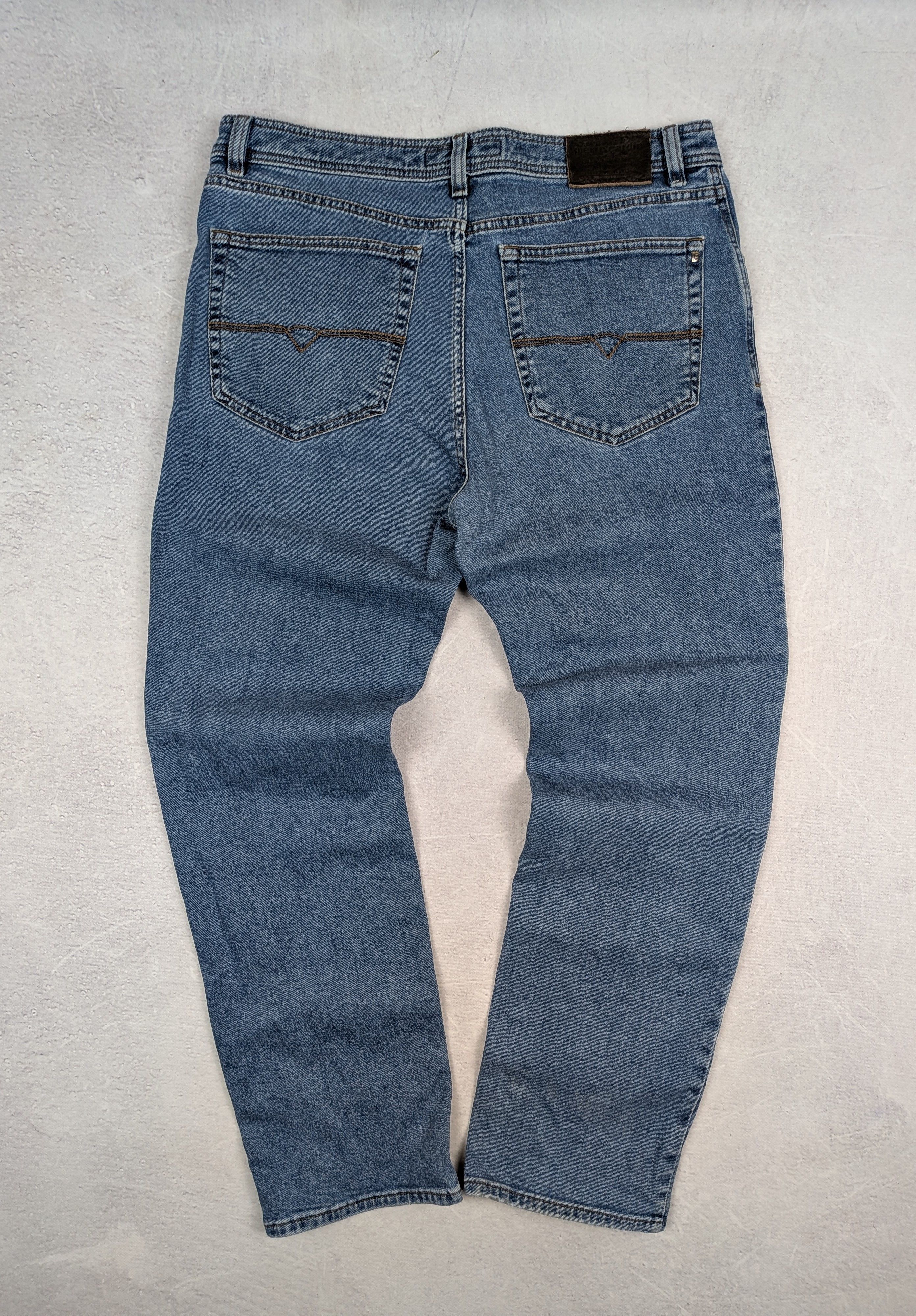 Pierre Cardin Pierre Cardin Dijon Fit Jeans Made in Germany Size W38 L32 Size US 38 / EU 54 - 3 Thumbnail