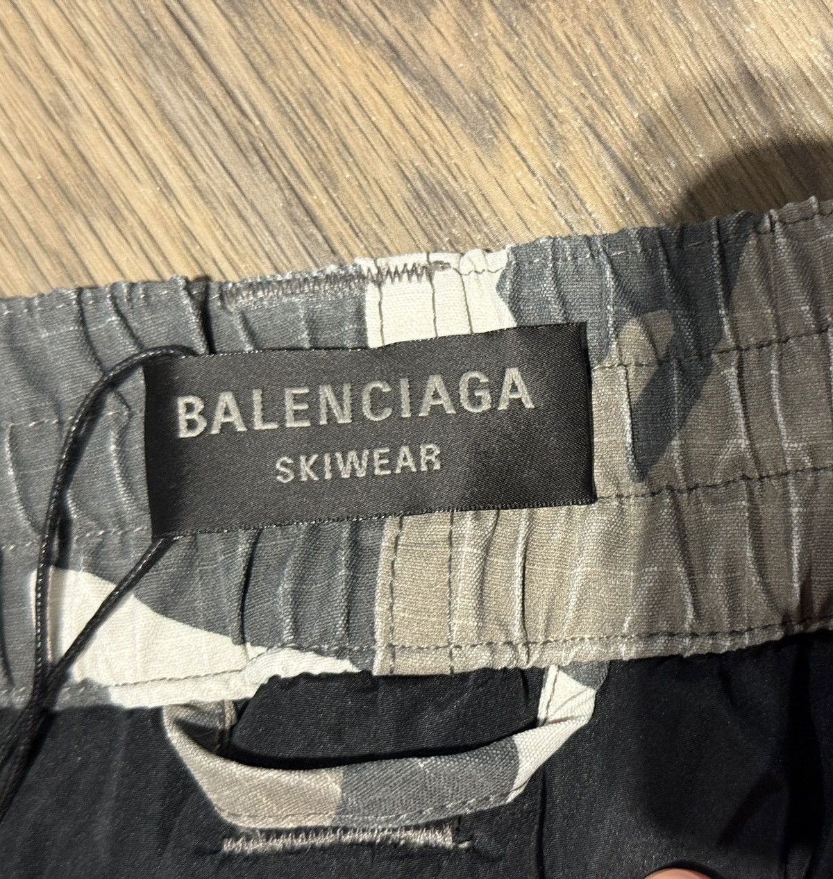 Balenciaga Skiwear Snow Camo Cargo Pants Size US 32 / EU 48 - 9 Thumbnail