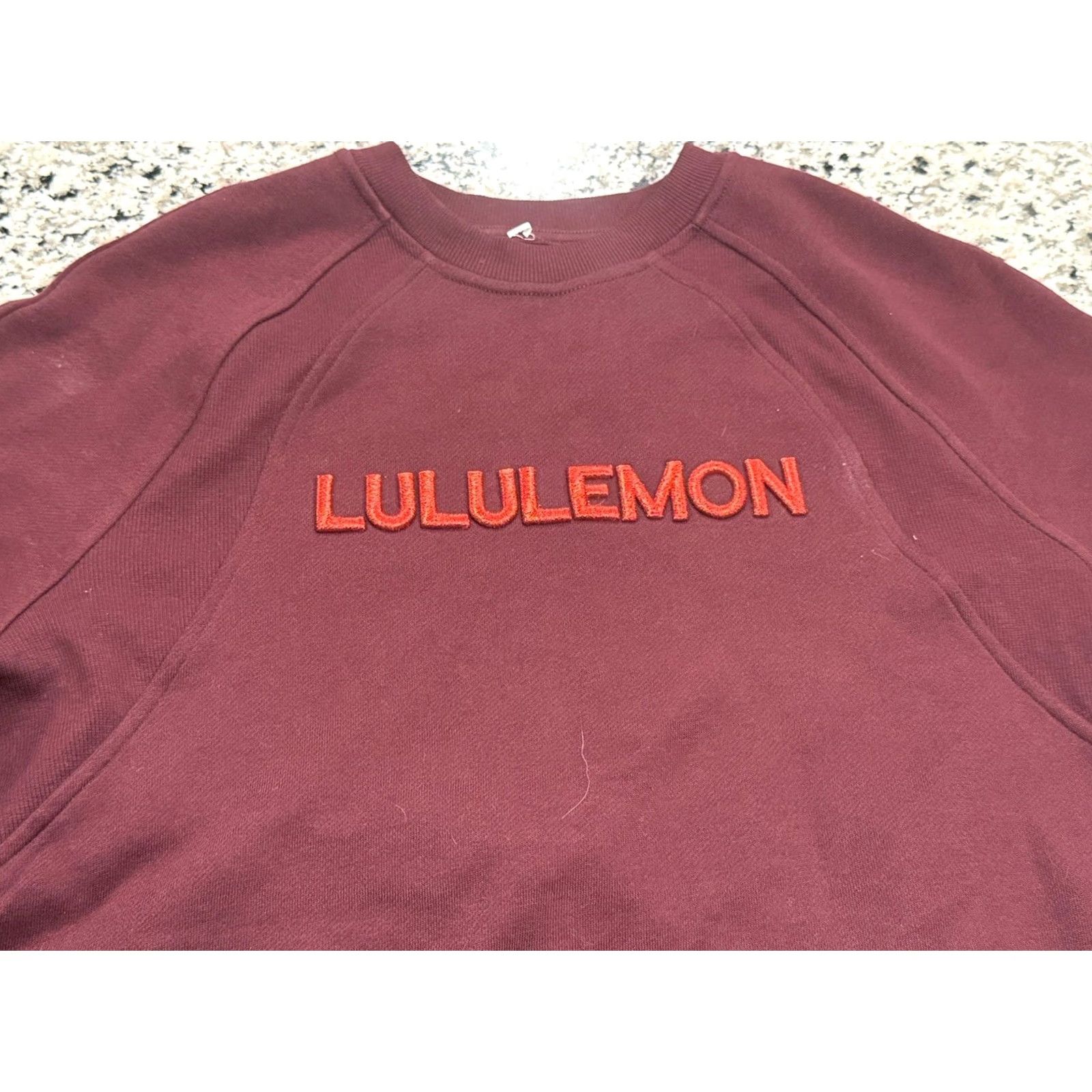 Lululemon Lululemon Scuba Sweatshirt Burgundy M/L Women Pullover Crew Neck Oversized Logo Sequin? Size M / US 6-8 / IT 42-44 - 3 Thumbnail