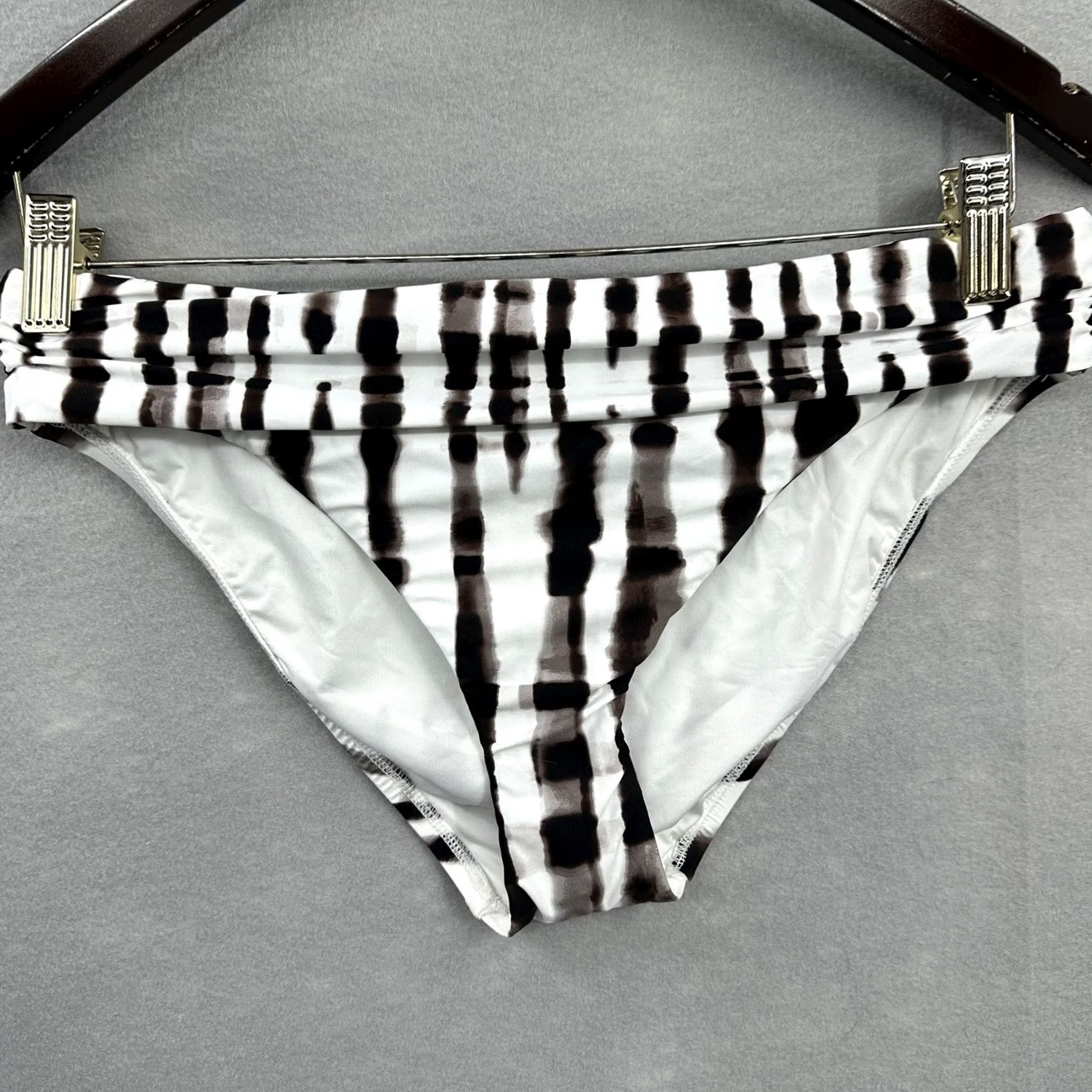Vintage La Blanca Swim Bikini Bottom Striped Hipster Ruched Animal Instinct 6 Womens Size 28" / US 6 / IT 42 - 2 Thumbnail