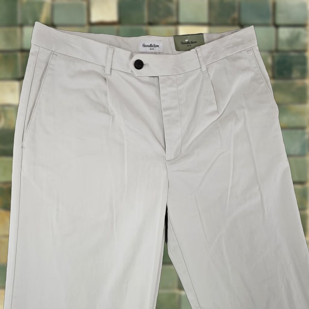 Vintage Goodfellow & Co Pants Mens 34x28 Stone Pleated Tapered Chino Slim Fit Casual Business 34x30 Zip Fly Pockets Mens Size US 34 / EU 50 - 1 Thumbnail