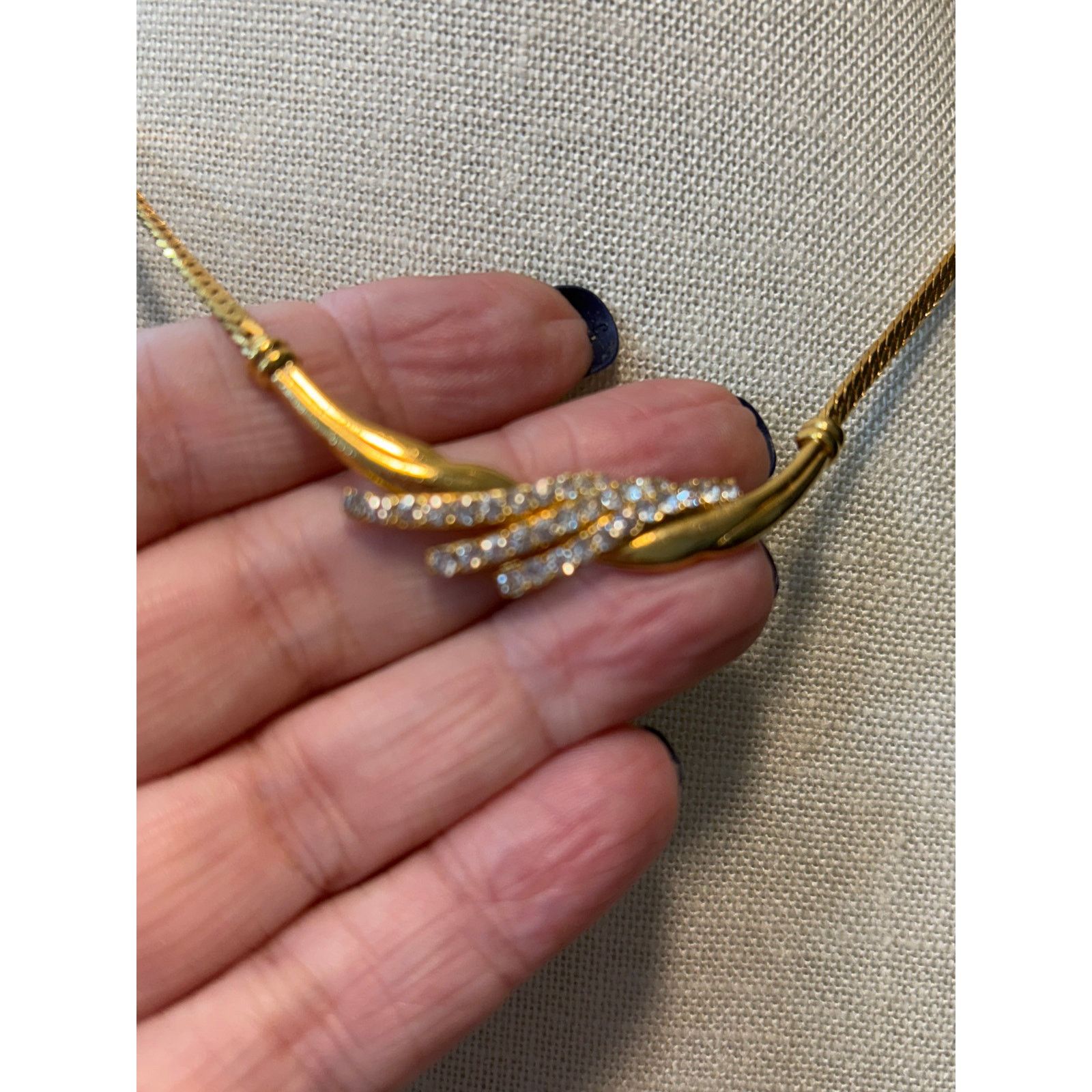 Other Vintage Avon Rhinestone Necklace & Bracelet Set Size 7.25” Size ONE SIZE - 7 Thumbnail