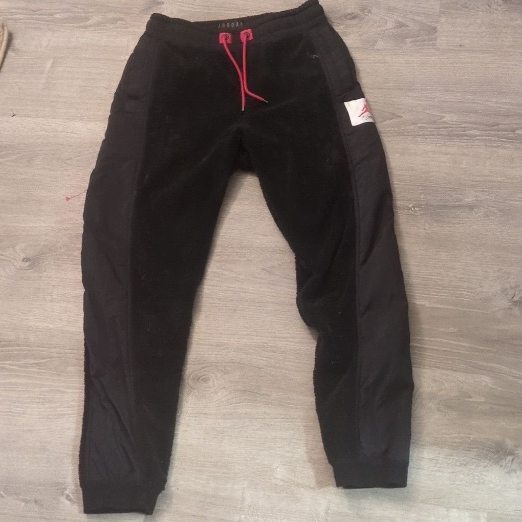 Jordan Brand Air Jordan wings of Flight Pants 'Black' size small Size US 28 / EU 44 - 2 Thumbnail