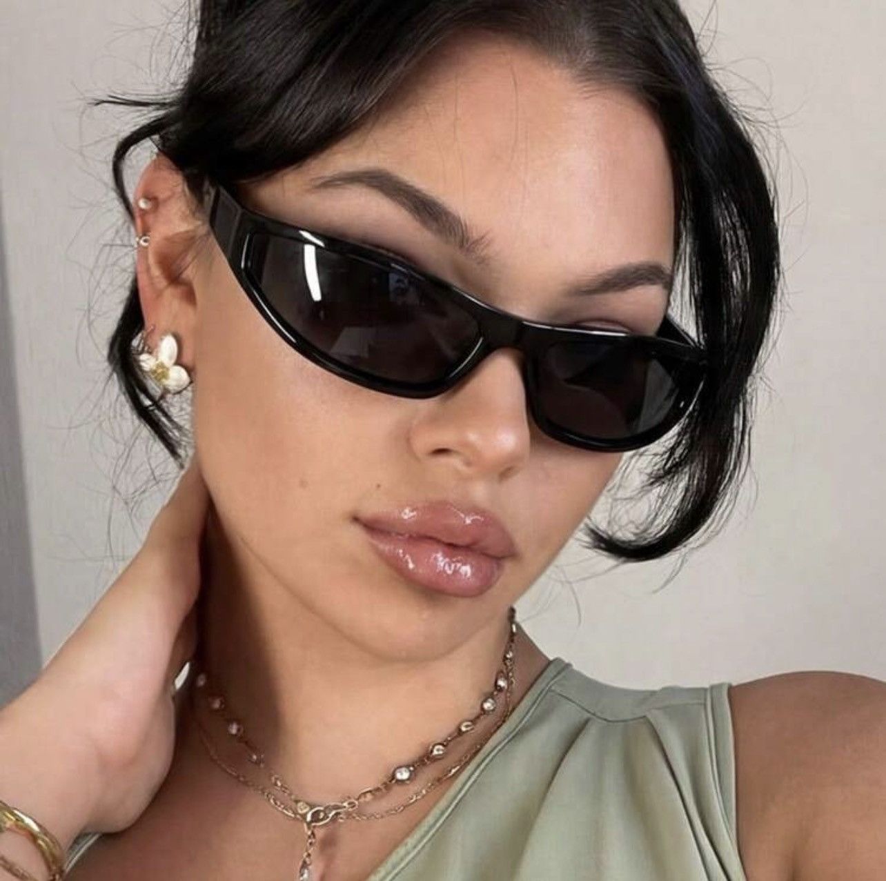 Other Y2K Wraparound Sunglasses Women Small Frame Futuristic Black Size ONE SIZE - 7 Thumbnail
