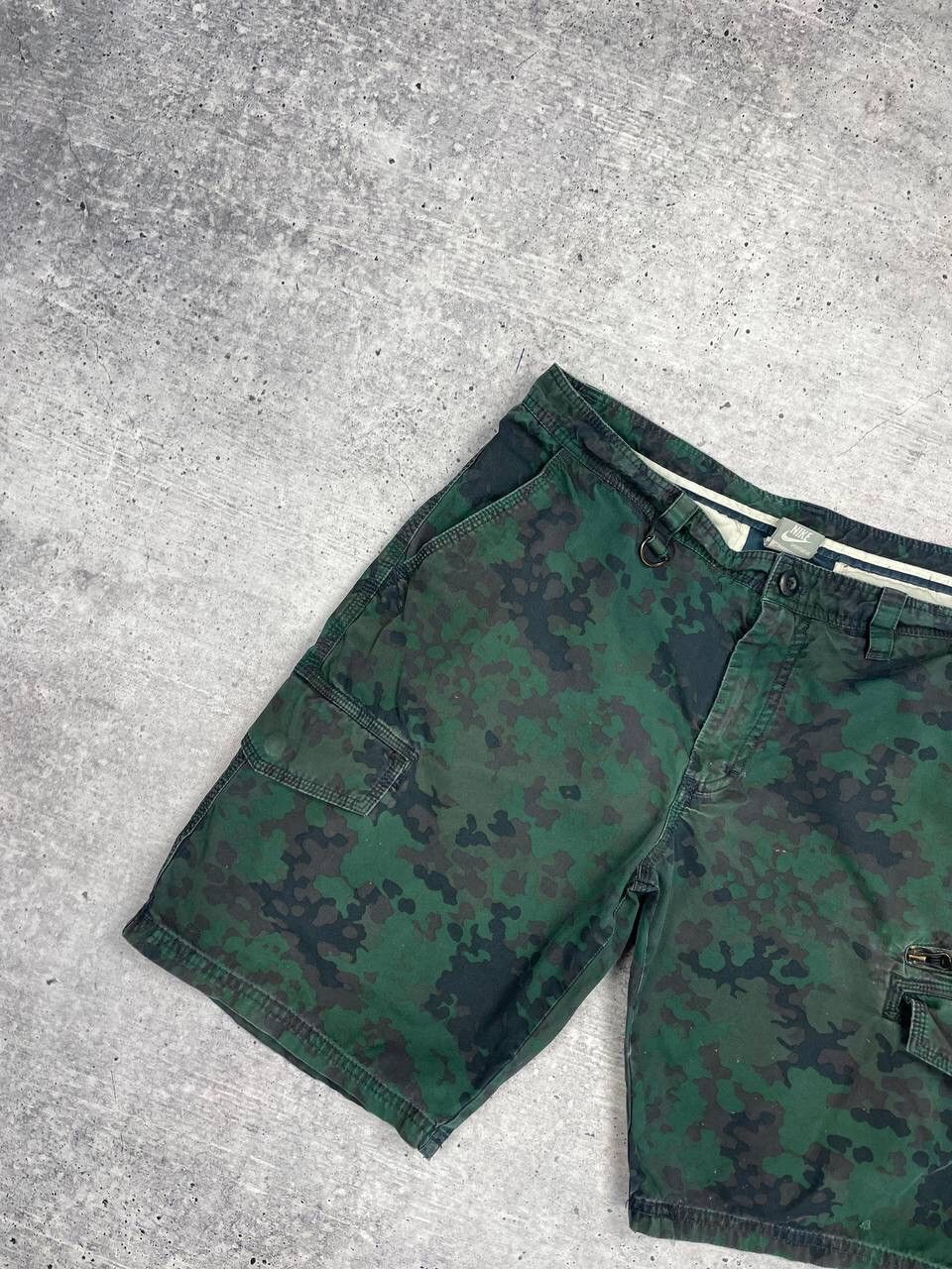 Nike Vintage Nike 90’s Y2K Style Drill Military Cargo Shorts Size US 34 / EU 50 - 2 Thumbnail
