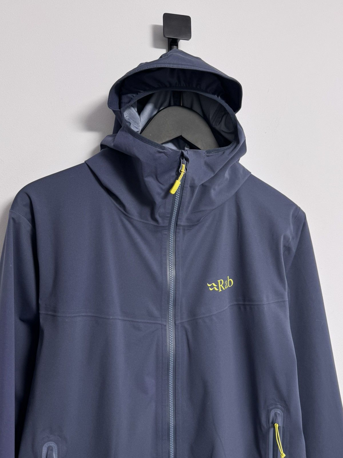 Other RAB KINETIC PLUS SHELL ULTRALIGHT JACKET RRP 250$!! Size US L / EU 52-54 / 3 - 3 Thumbnail