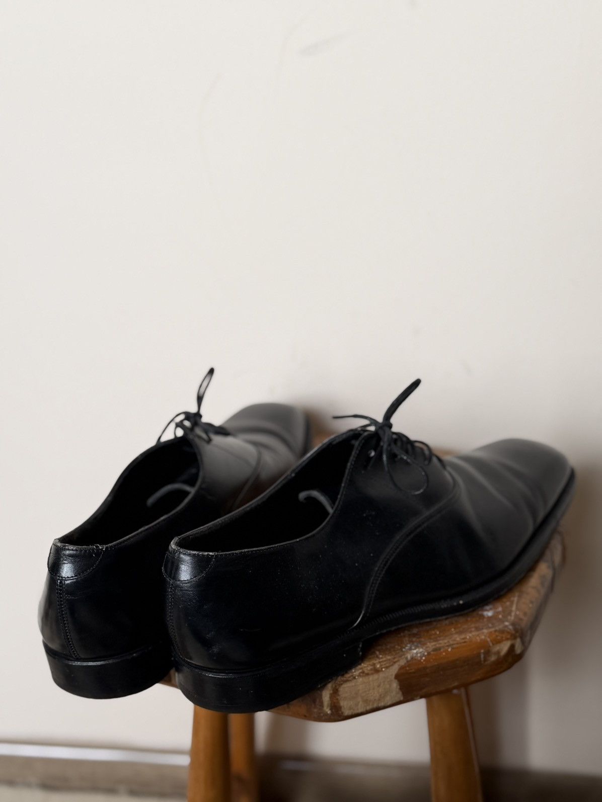 Yves Saint Laurent YvesSaintLaurent Black Leather Guidi vibe shoes sneakers Size US 10 / EU 43 - 11 Thumbnail