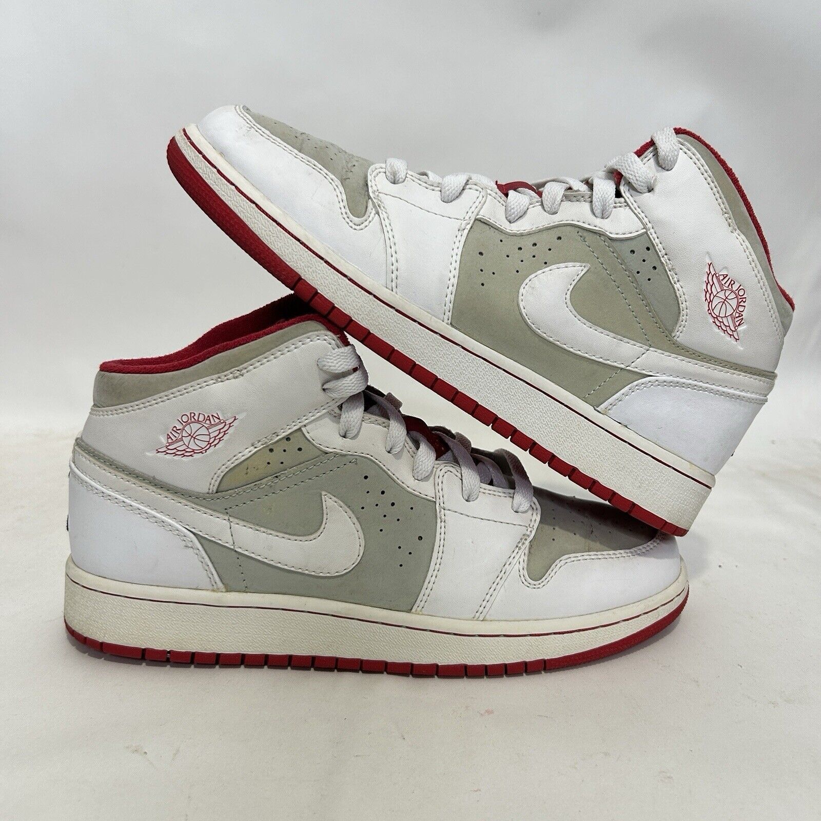 Nike Nike Air Jordan 1 Retro Mid GS “Hare” 2009 Size US 8.5 / IT 38.5 - 1 Thumbnail