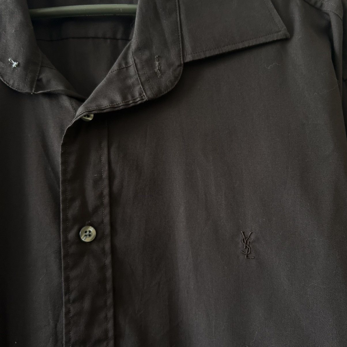 Yves Saint Laurent Luxury Yves Saint Laurent Basic small logo brown button shir Size US L / EU 52-54 / 3 - 3 Thumbnail