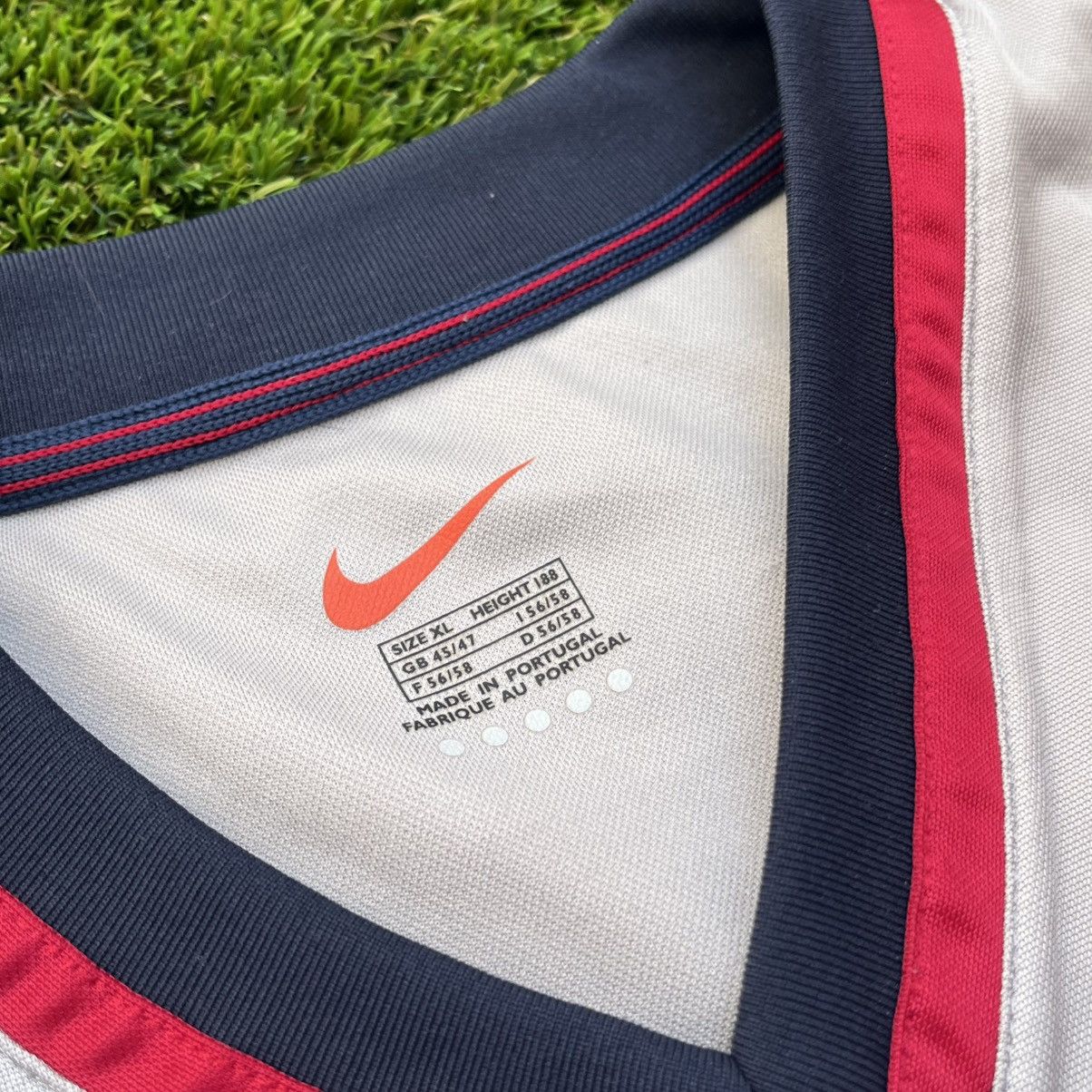 Nike FC Barcelona 1999/00 Away Shirt – Nike Size US XL / EU 56 / 4 - 10 Thumbnail