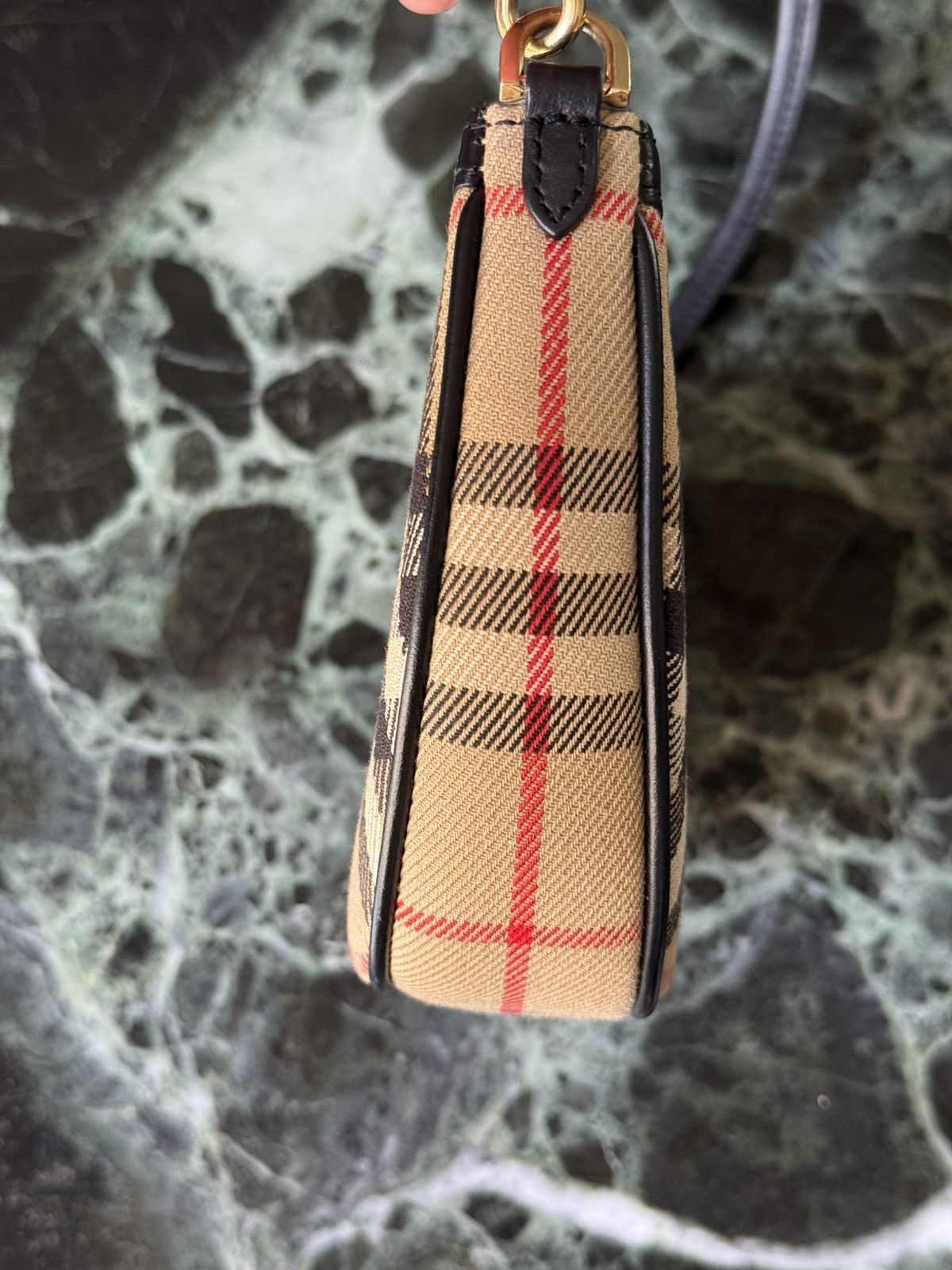 Burberry Vintage Burberry Calfskin Olympia Slim Pouch Archive Beige Size ONE SIZE - 5 Thumbnail