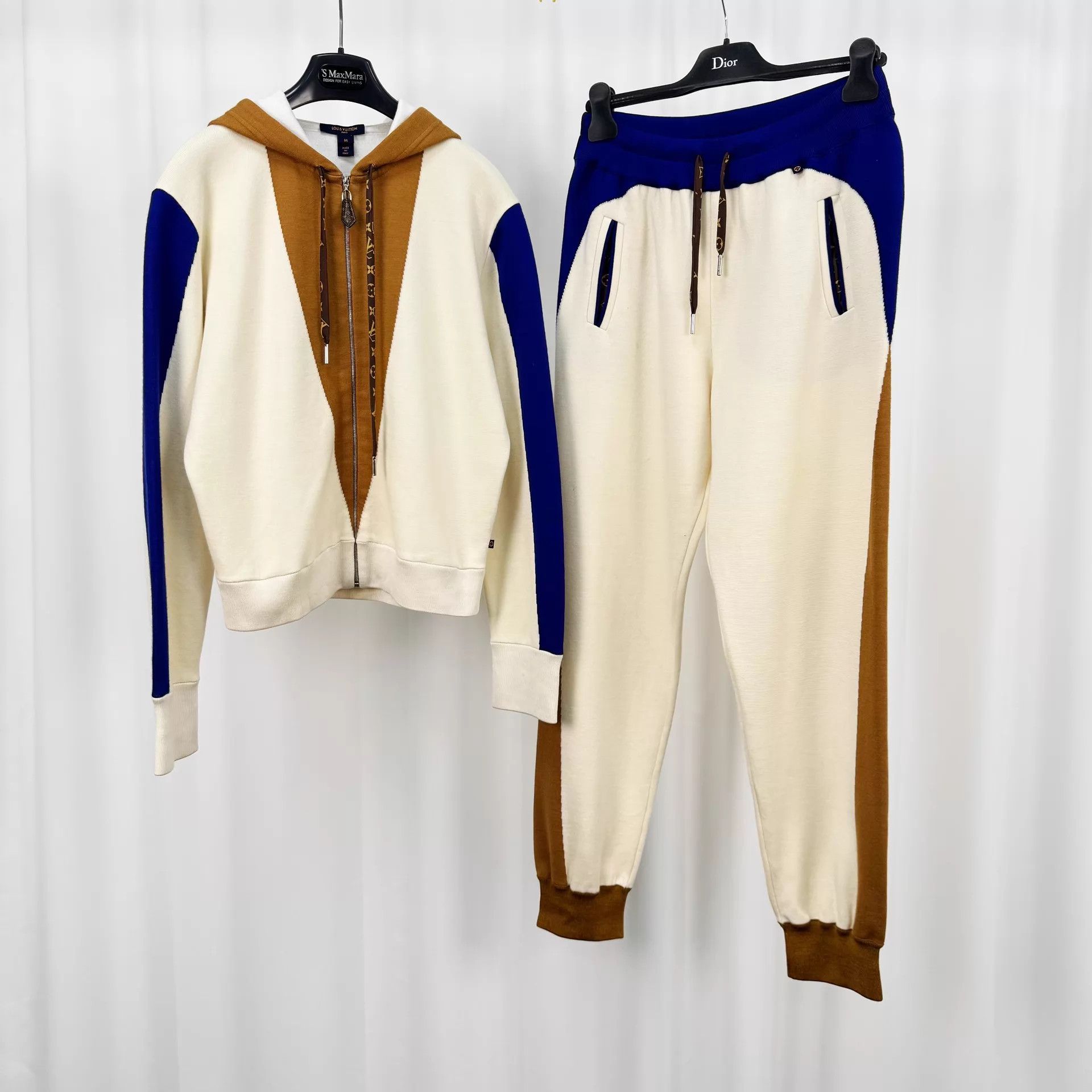 Louis Vuitton Louis Vuitton Colorblocked Cashmere Knit Pants M-L 98N Size M / US 6-8 / IT 42-44 - 1 Thumbnail