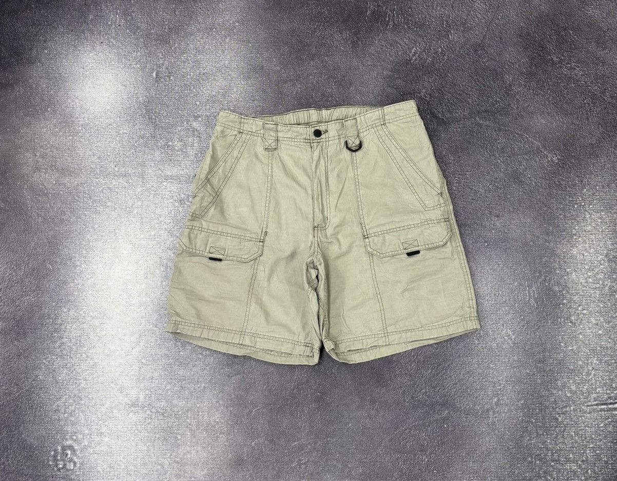 Vintage Vintage Wrangler Y2K Beige Military Utility Cargo Shorts Size US 34 / EU 50 - 1 Thumbnail
