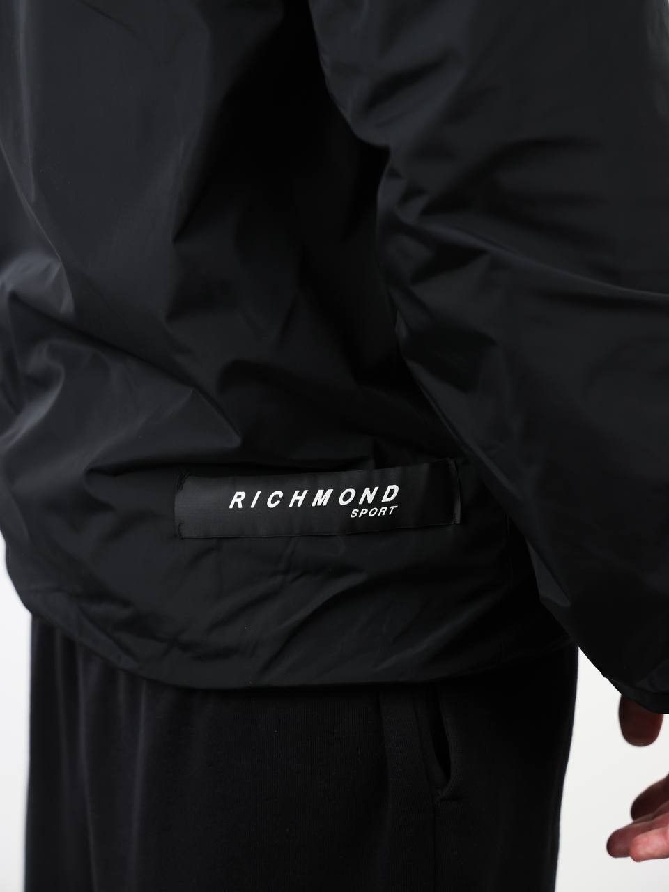 John Richmond JOHN RICHMOND SPORTS A light jacket insulated with fleece Size US M / EU 48-50 / 2 - 4 Thumbnail